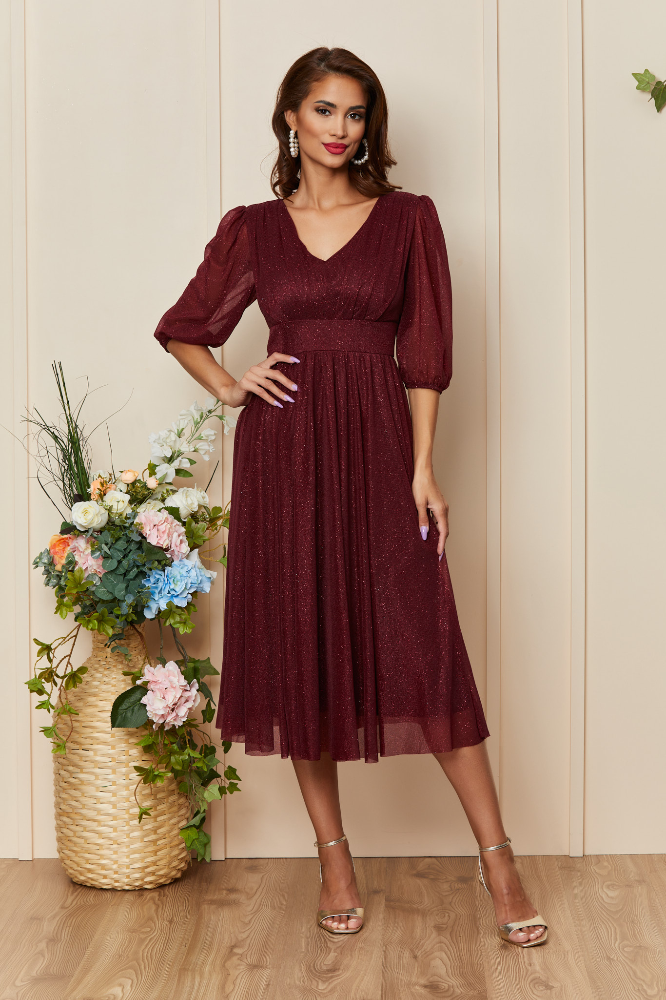 rochie_midi_de_ocazie_bordo_din_voal_cu_sclipici_3_