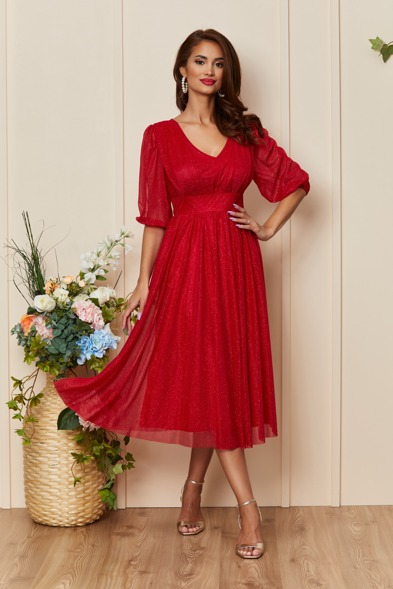 rochie_rosie_de_ocazie_din_voal_cu_sclipici_3_