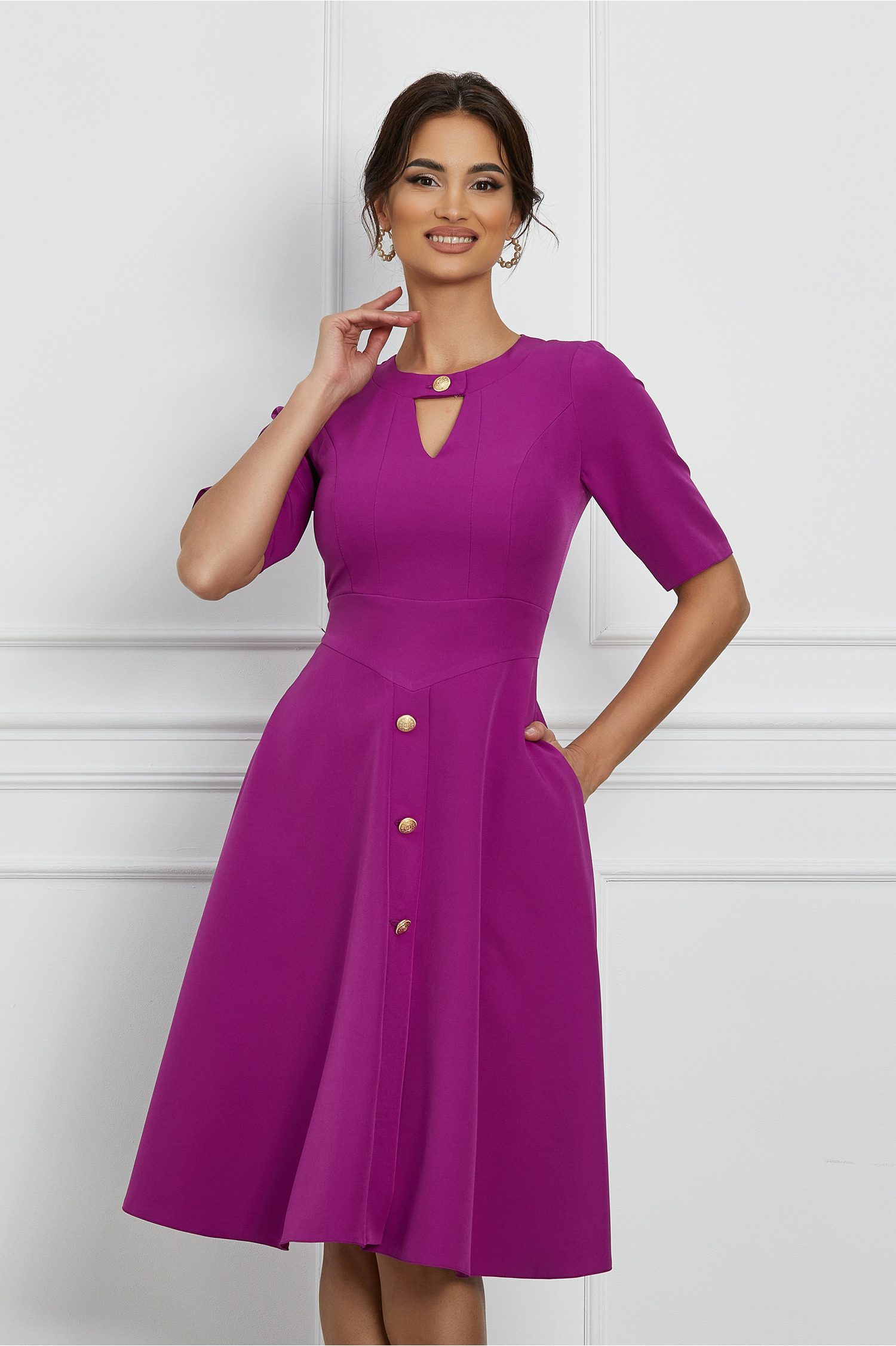 rochie-moze-mov-cu-nasturi-pe-fusta-1177181-949685-4
