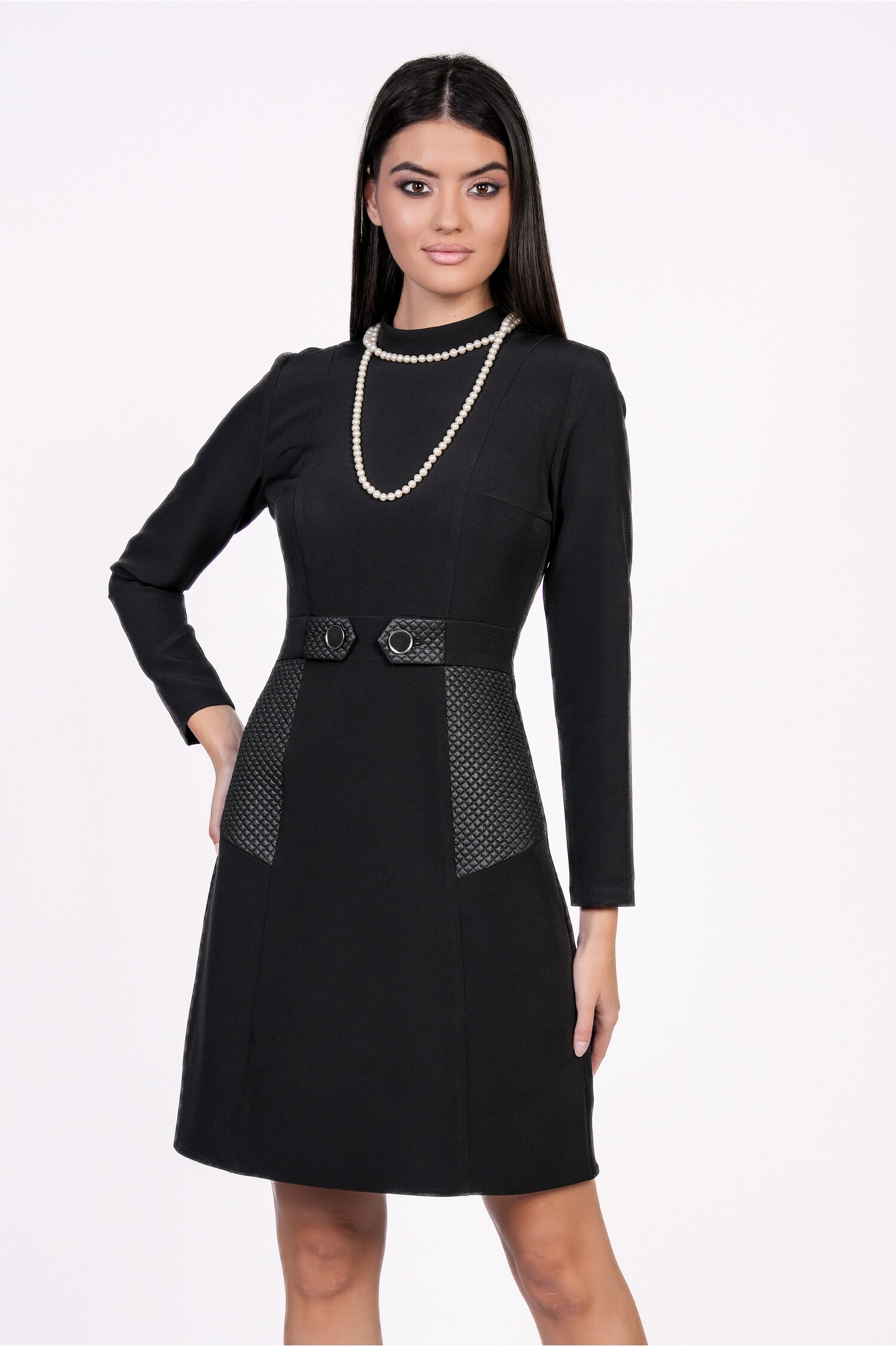 rochie-moze-neagra-cu-insertii-din-piele-ecologica-1234437-998877-4