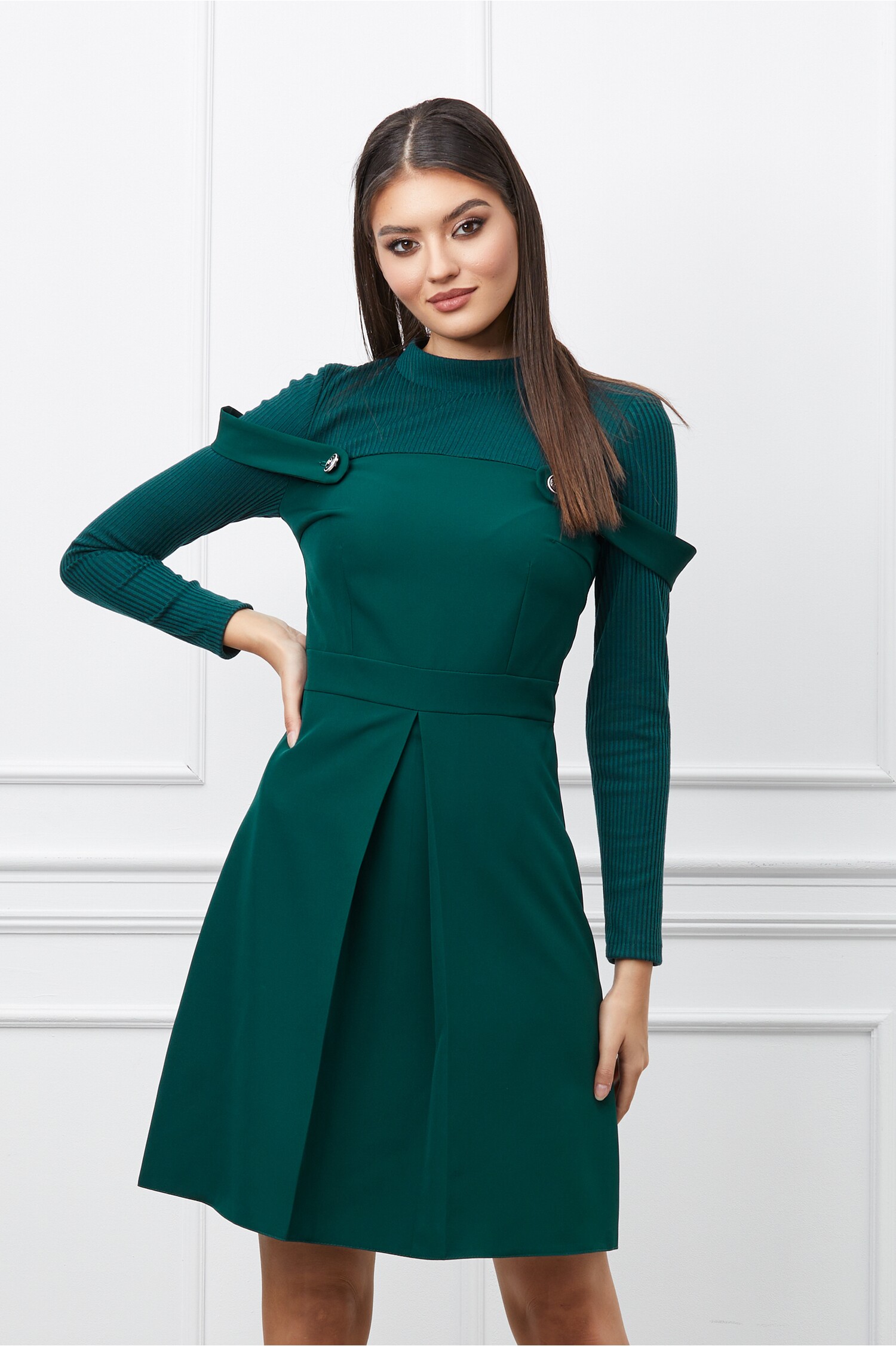 rochie-moze-verde-cu-bretele-1234479-996816-4