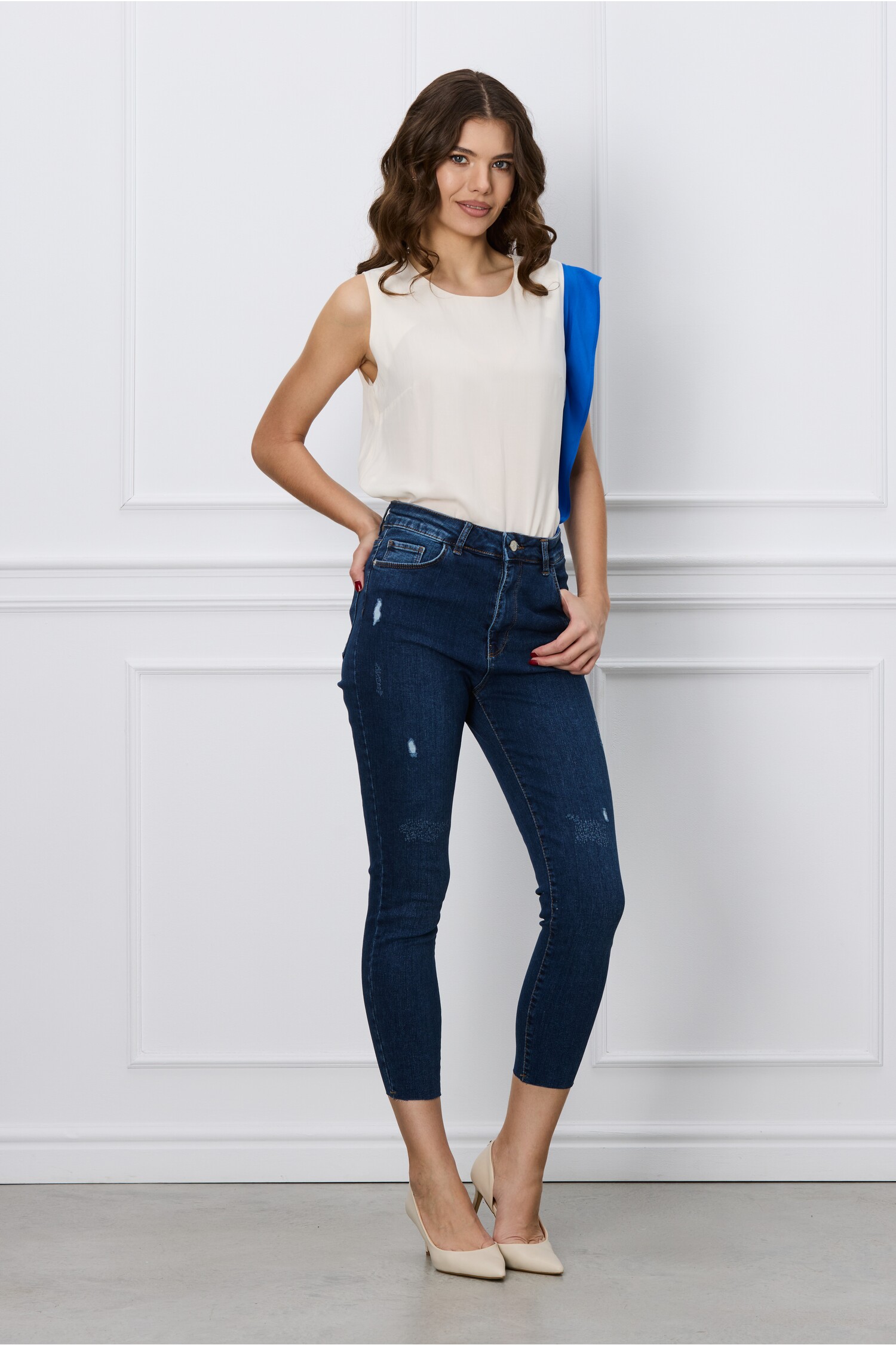 blugi-ariana-albastri-cu-zgarieturi-1297790-1051442-4