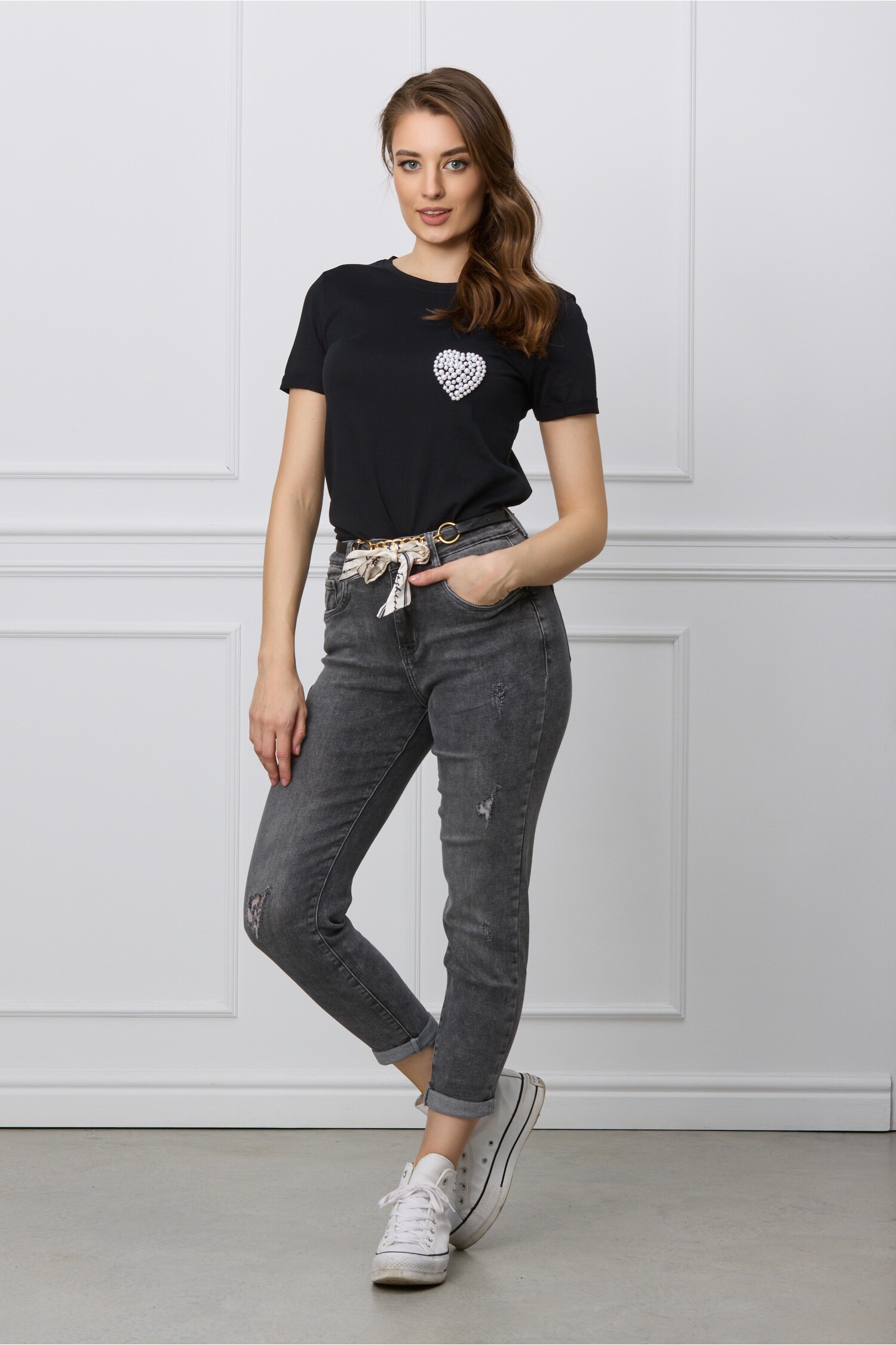 blugi-mara-gri-mom-fit-cu-esarfa-si-curea-in-talie-1274503-1032217-4