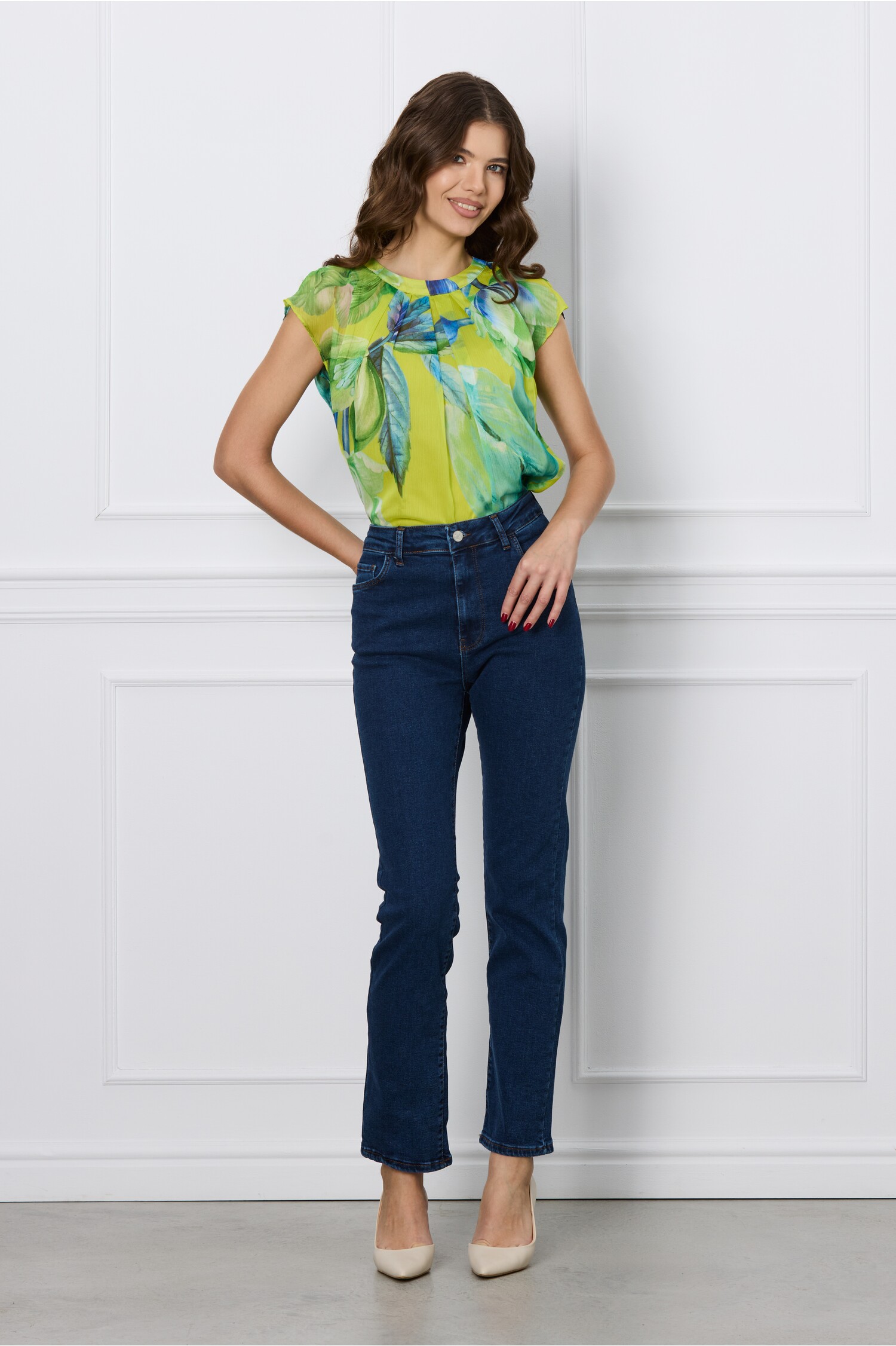 blugi-sara-albastri-clasici-1297769-1051238-4