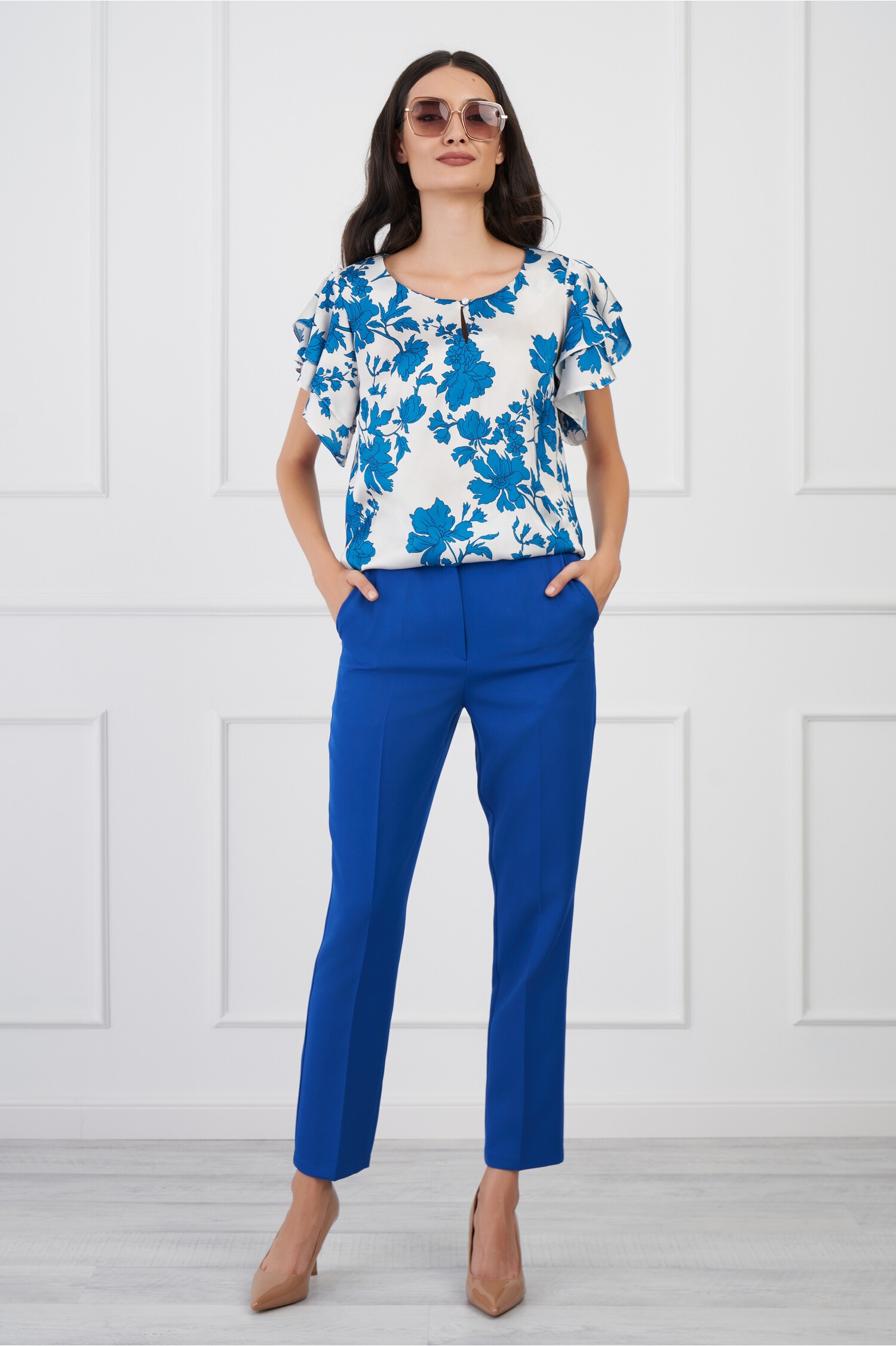 pantaloni-moze-albastri-cu-nasture-perlat-1318658-1066307-4