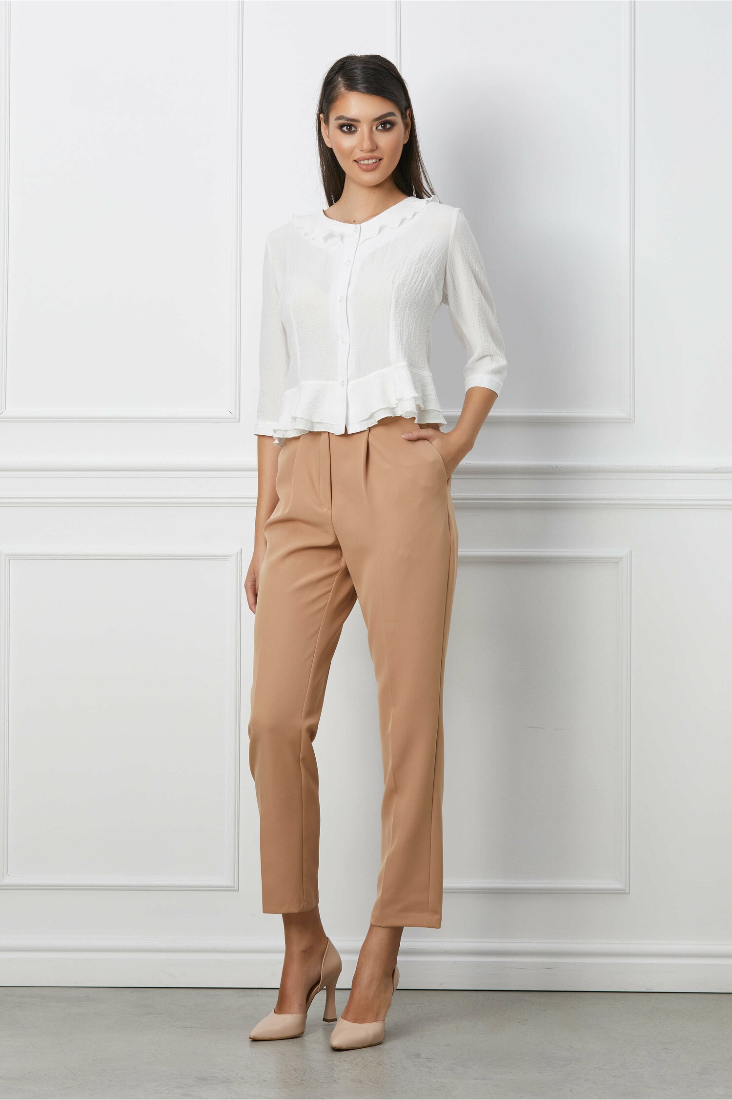 pantaloni-moze-bej-cu-pliuri-si-cordon-in-talie-1229652-992013-4