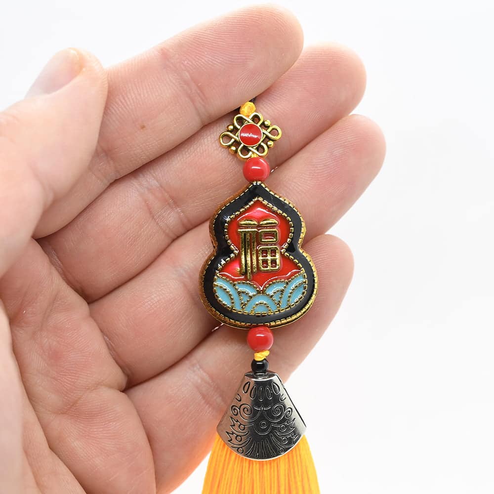 Amuleta-Wu-Lou-ulu-cu-nod-mistic-si-canaf-galben-3