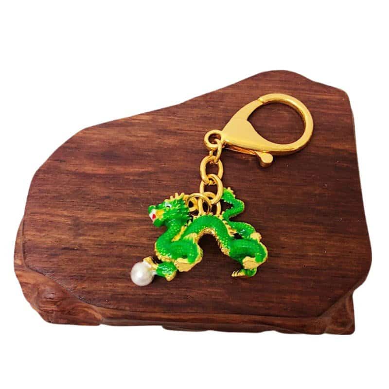 Amuleta-cu-Dragonul-verde-2024-1