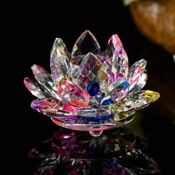 Floare-de-lotus-multicolora-din-cristal-remediu-Feng-Shui-pentru-purificare-2