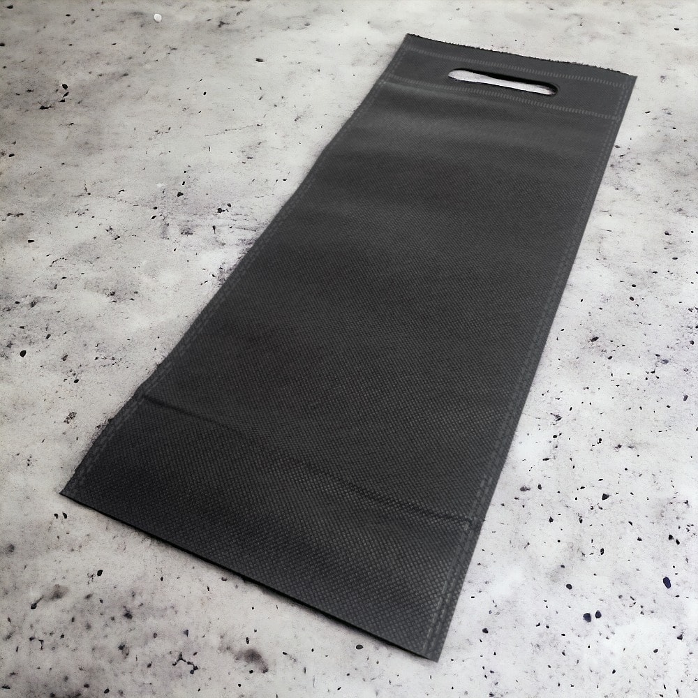 Sacosa-din-textil-pentru-sticle-negru-2-craftup.ro_