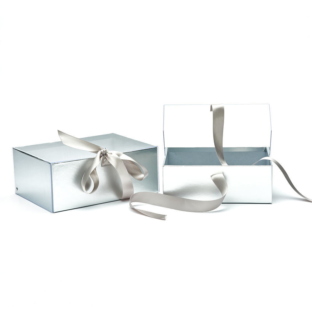 Set-2-cutii-dreptunghiulare-cu-fereastra-transparenta-si-panglica-argintiu-1-craftup.ro_