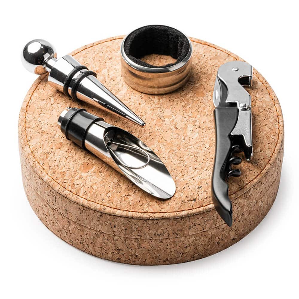 Set-4-accesorii-vin-in-cutie-de-pluta-1