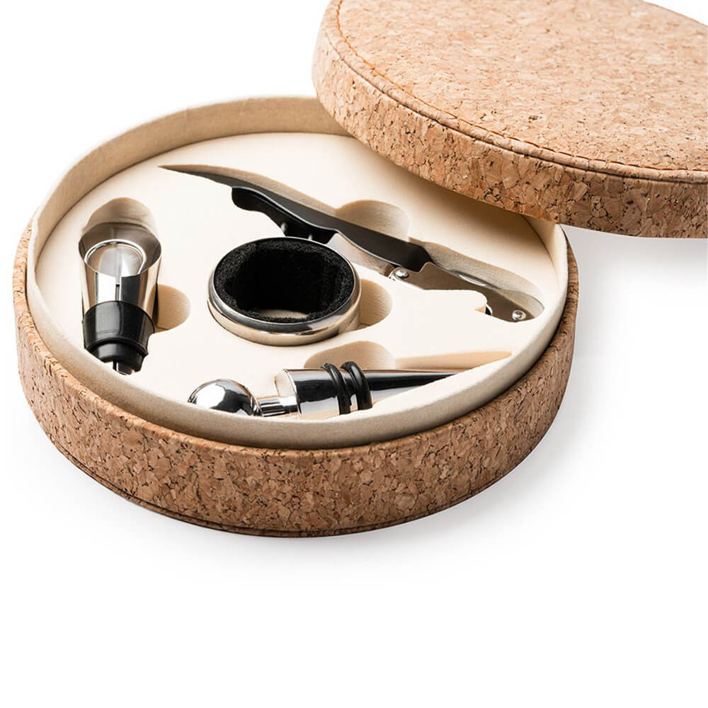 Set-4-accesorii-vin-in-cutie-de-pluta-4