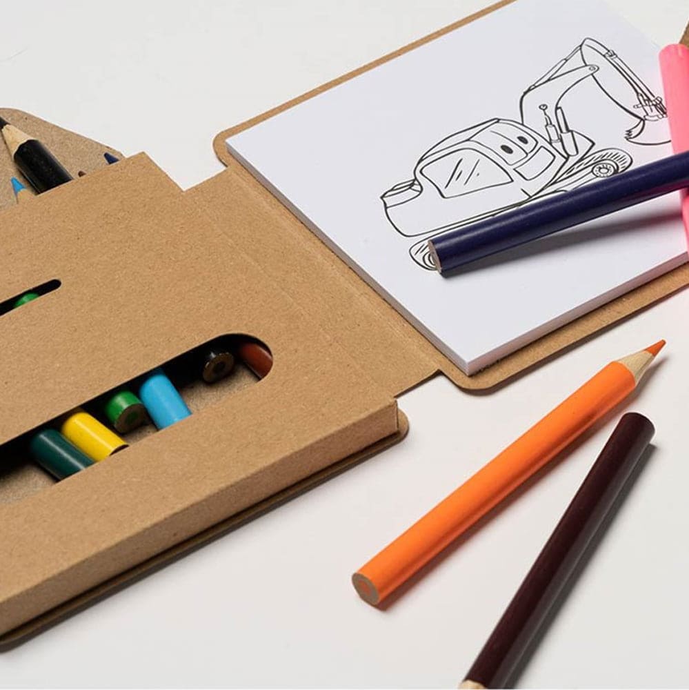 Set-de-colorat-cu-desene-si-creioane-3-1