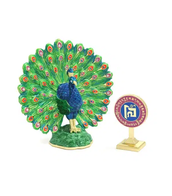 Statueta-pentru-protectia-averii-cu-Paunul-Magic-si-oglinda-impotriva-furturilor-2025-2