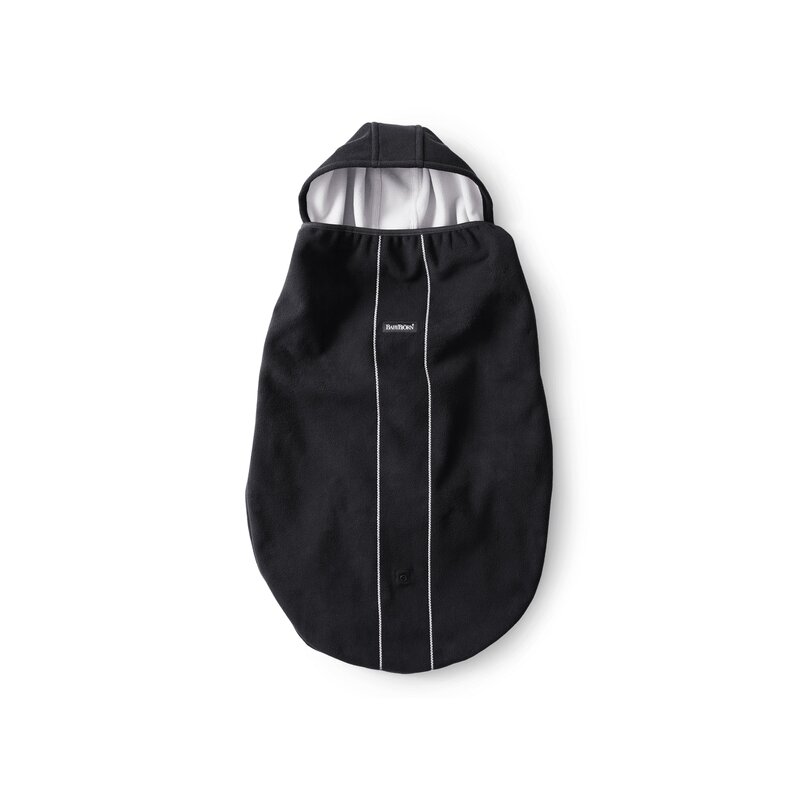 babybjorn-husa-de-protectie-anti-vant-si-ploaie-pentru-marsupiu-babybjOern-028156a-1970657-4