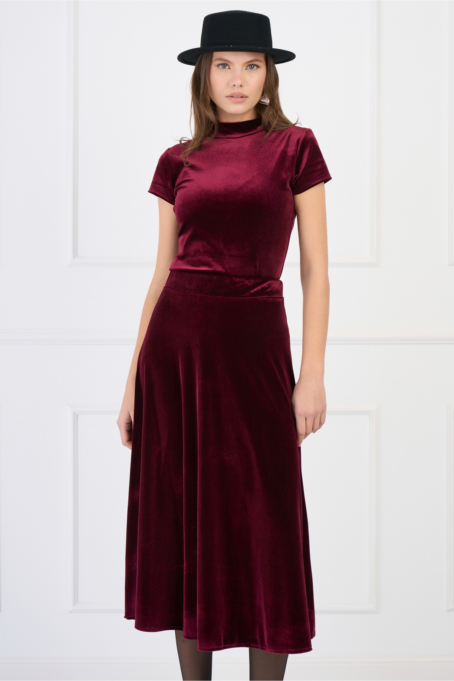 bluza-eleganta-din-catifea-burgundy-cu-maneca-scurta-1336589-1083575-4