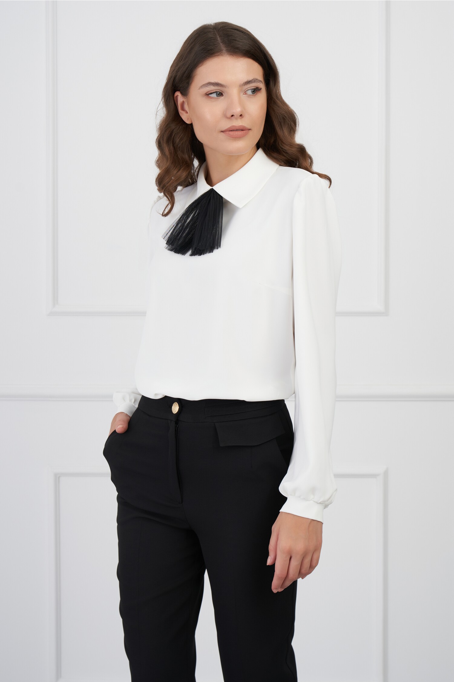bluza-moze-alba-cu-funda-la-guler-1321403-1068779-4
