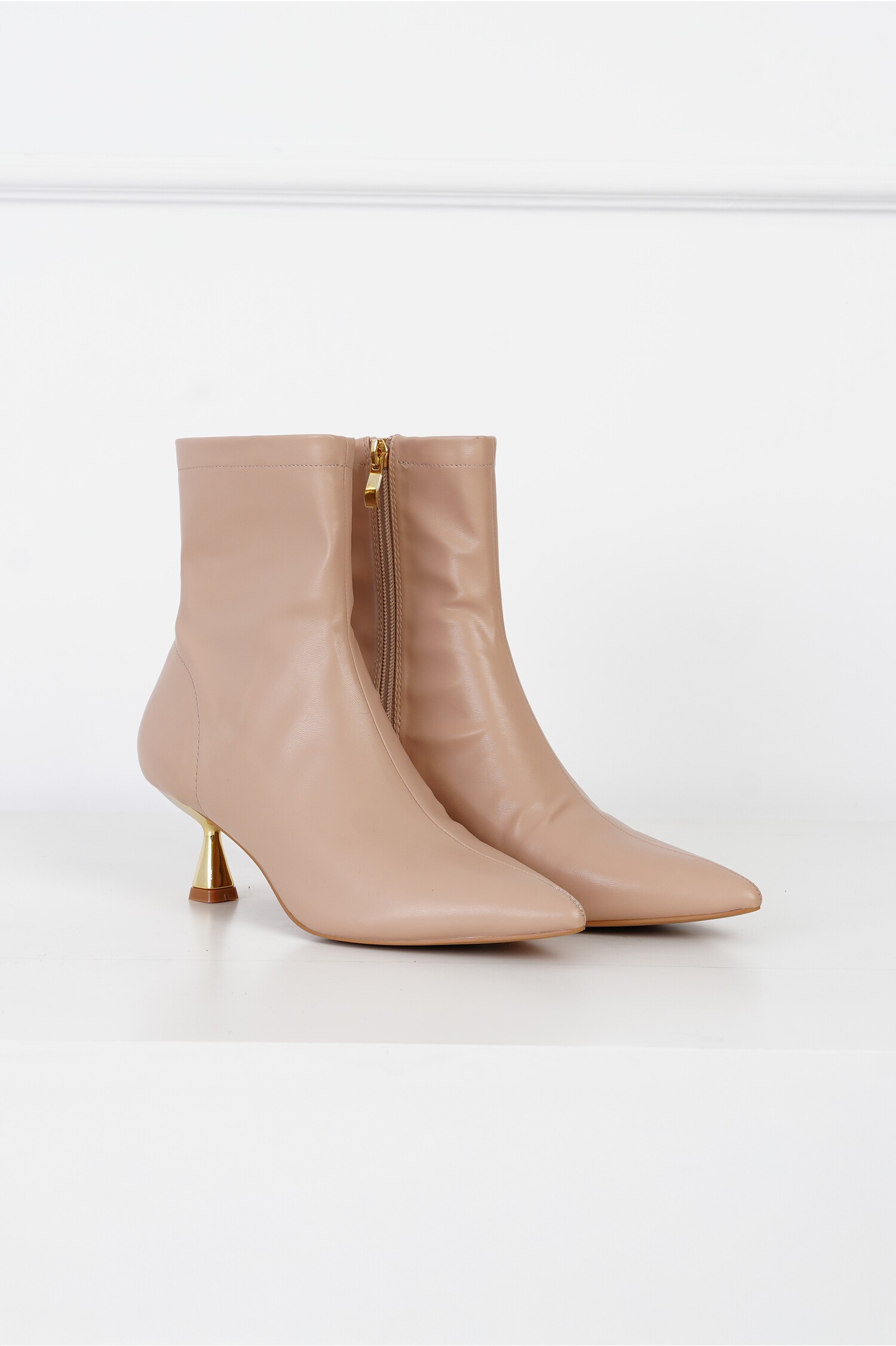 botine-elegante-din-piele-ecologica-bej-cu-toc-mic-auriu-1335677-1081598-4