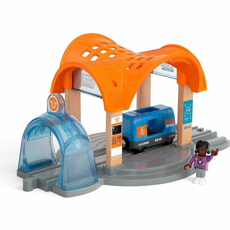 brio-smart-tech-statie-cu-tren-1958114-4