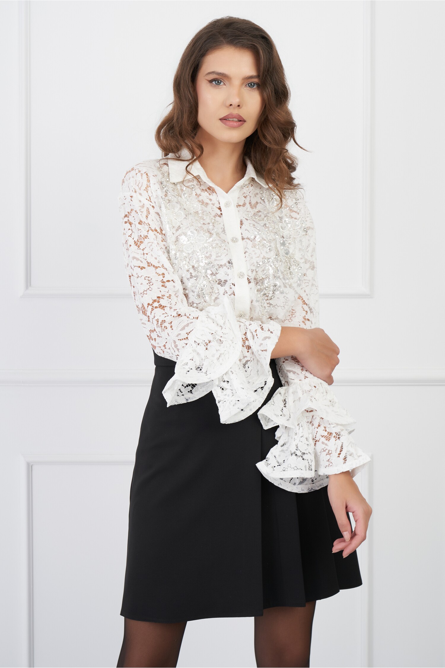 camasa-kelly-alba-din-dantela-cu-paiete-1323269-1071224-4