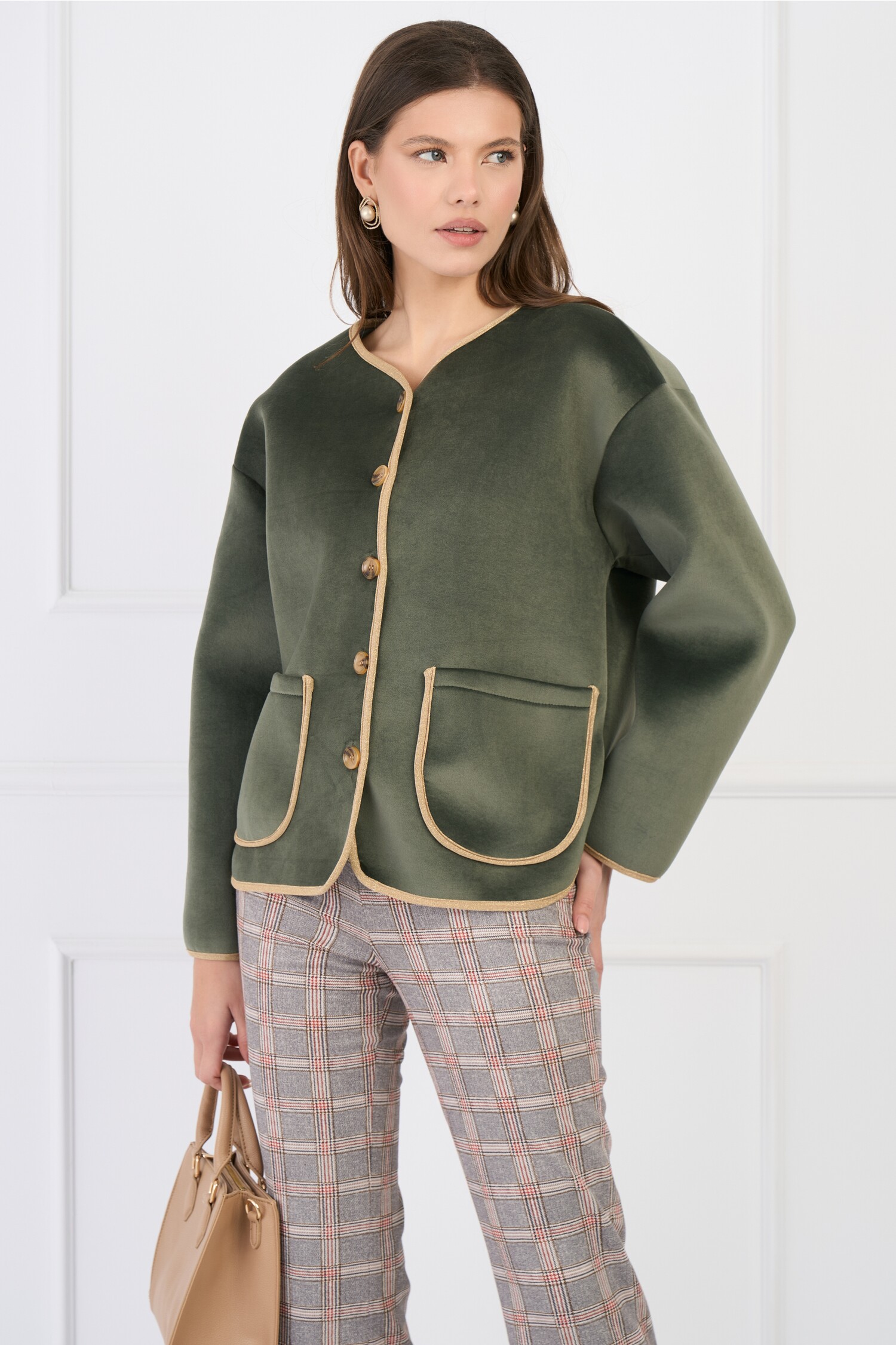 cardigan-scurt-elegant-din-catifea-verde-cu-benzi-din-fir-lurex-1336397-1082966-4