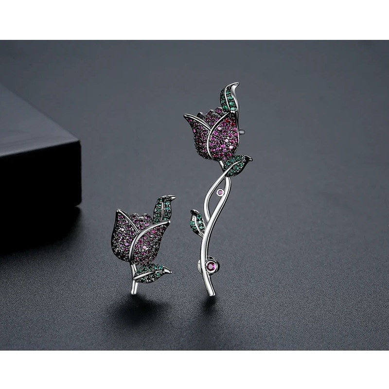 cercei-asimetrici-ear-cuff-cu-floricele-rosii-tulip8387311