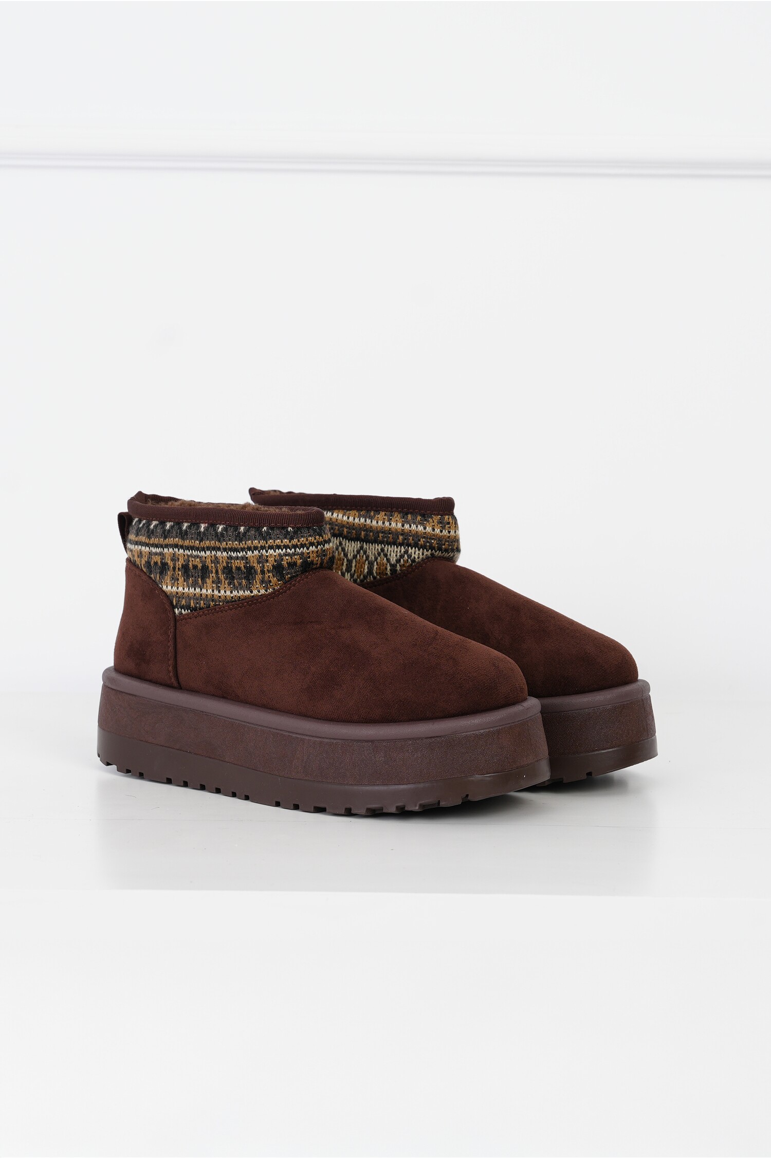 cizme-de-iarna-scurte-din-piele-ecologica-intoarsa-maro-cu-broderie-1335614-1081559-4