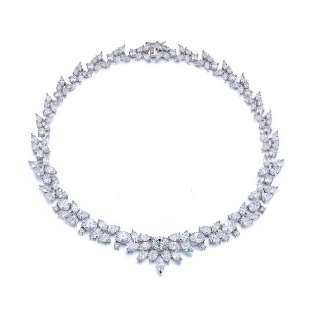 coliere-pentru-rochii-de-seara-geneve8380989