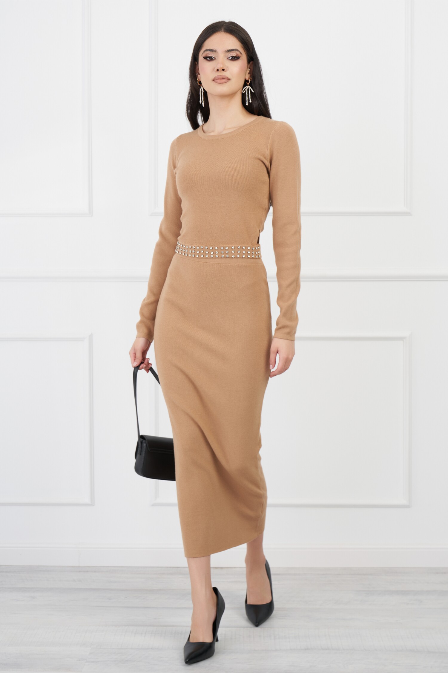 compleu-anemona-maro-din-tricot-cu-strasuri-in-talie-1326446-1074089-4