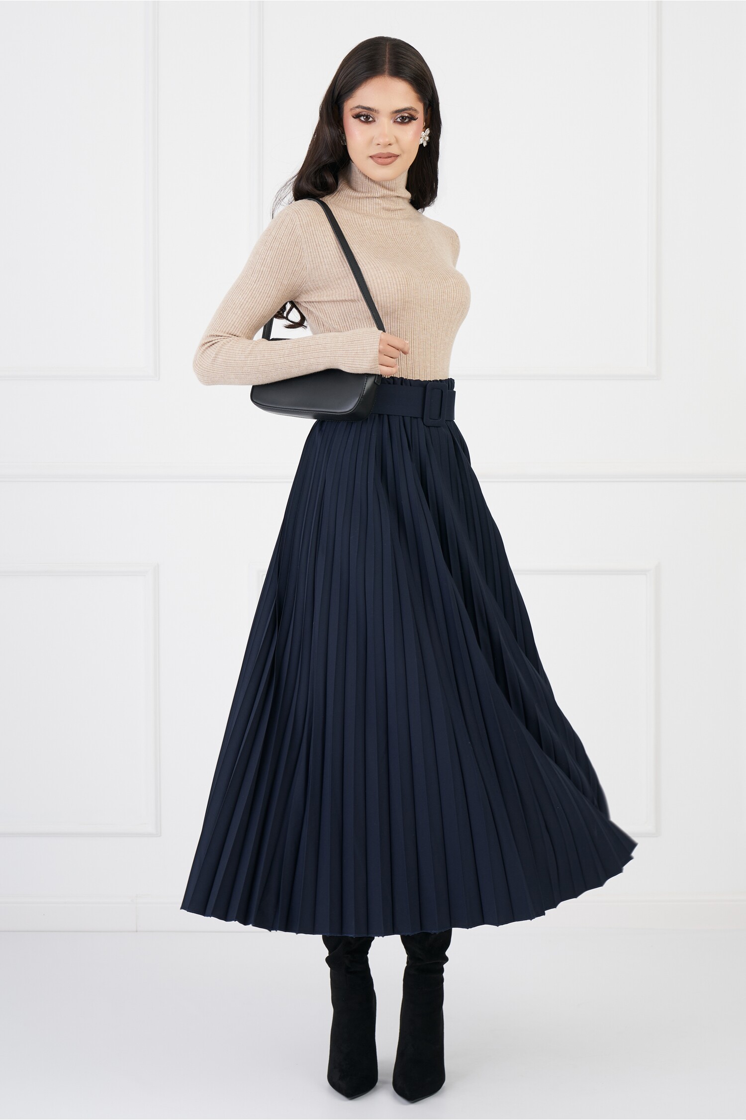 fusta-dorina-bleumarin-midi-cu-pliuri-si-curea-in-talie-1330805-1077464-4