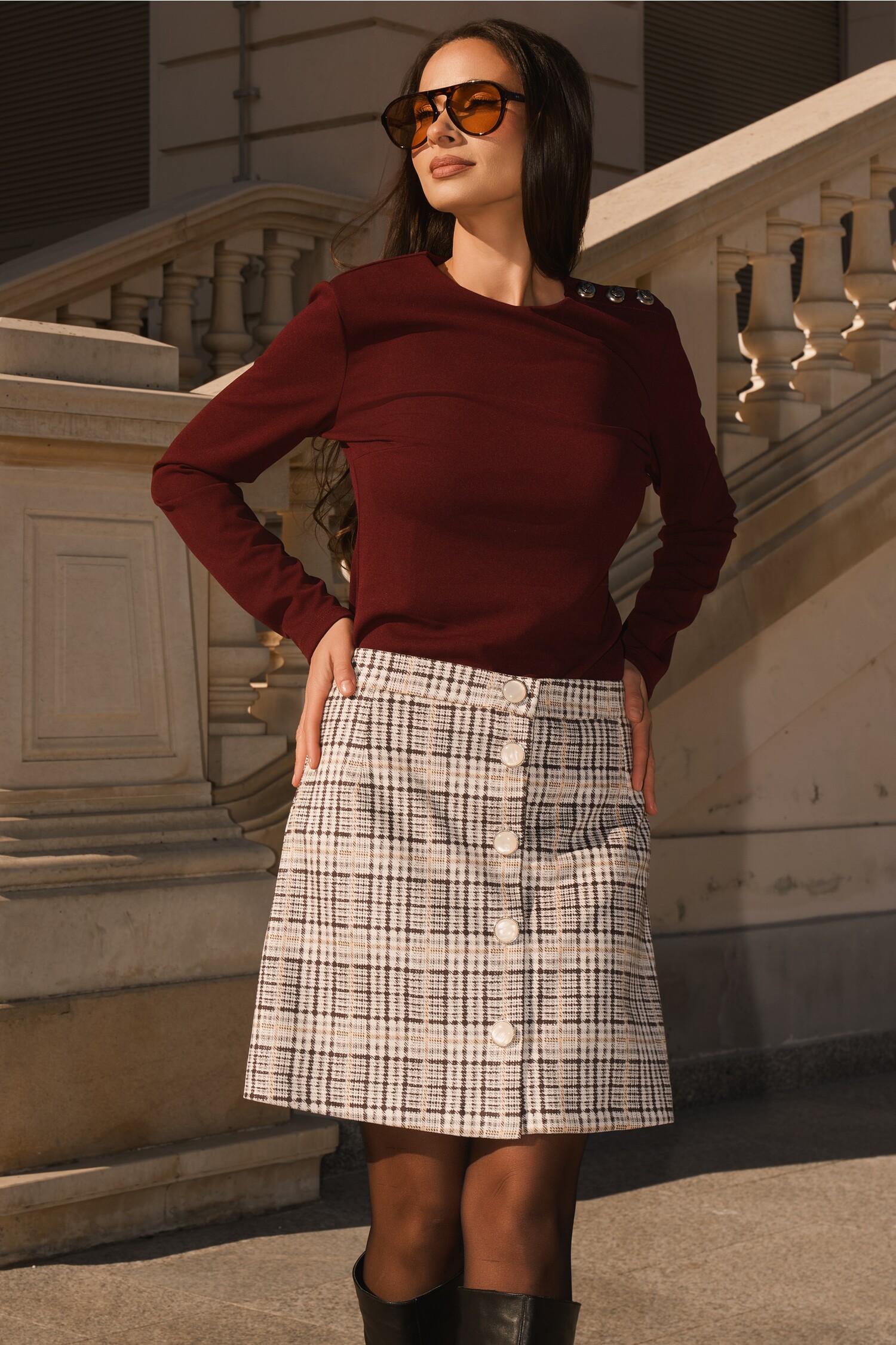 fusta-dy-fashion-office-scurta-din-stofa-gri-cu-carouri-galbene-si-nasturi-1338845-1085342-4
