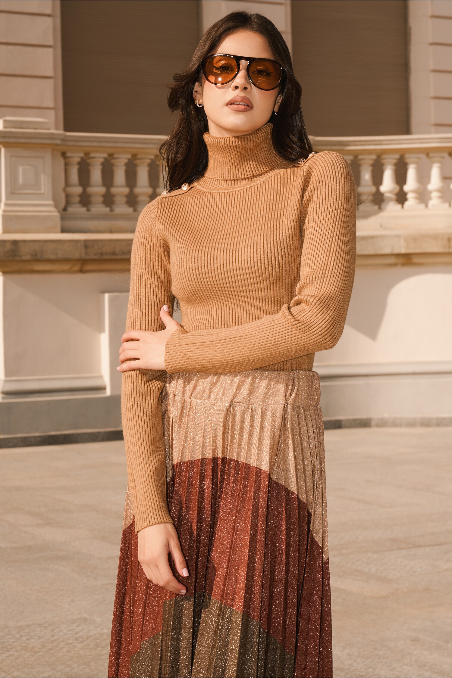 maleta-casual-din-tricot-reiat-maro-camel-cu-nasturi-pe-umeri-1336706-1084187-4