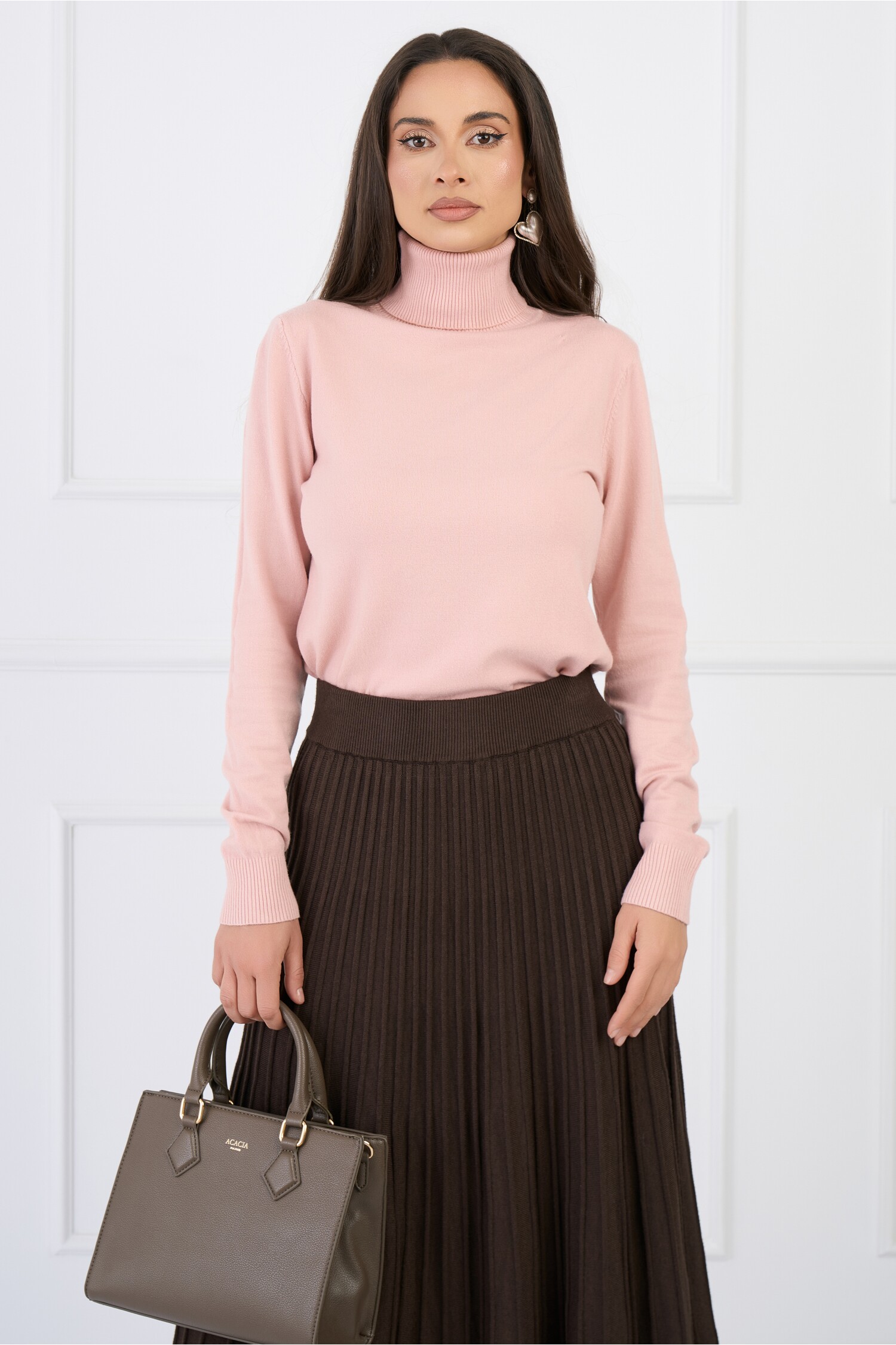 maleta-din-tricot-roz-cu-guler-intors-1339034-1085183-4