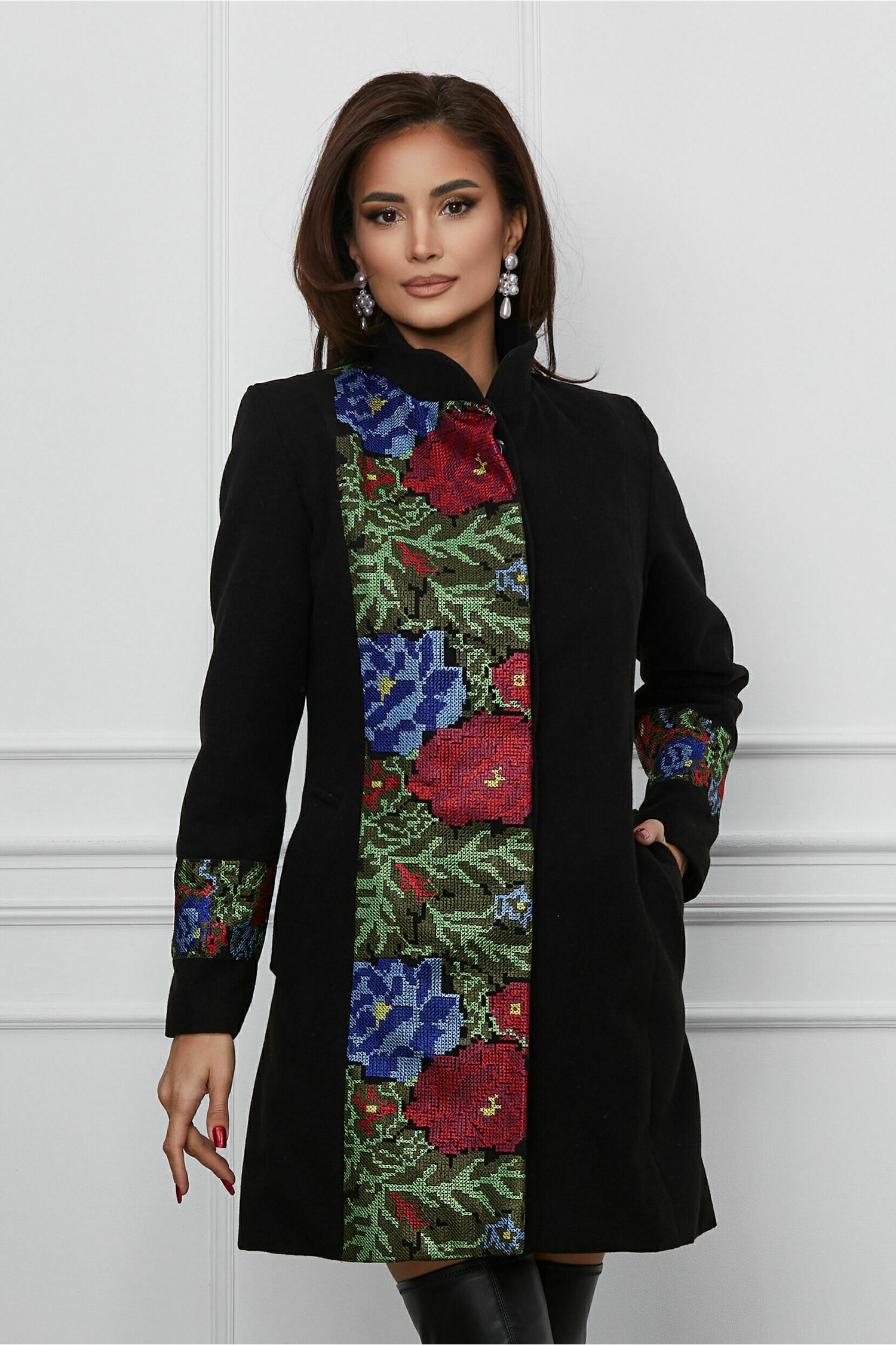 palton-ella-collection-teo-din-stofa-negru-cu-broderie-traditionala-1336298-1080776-4