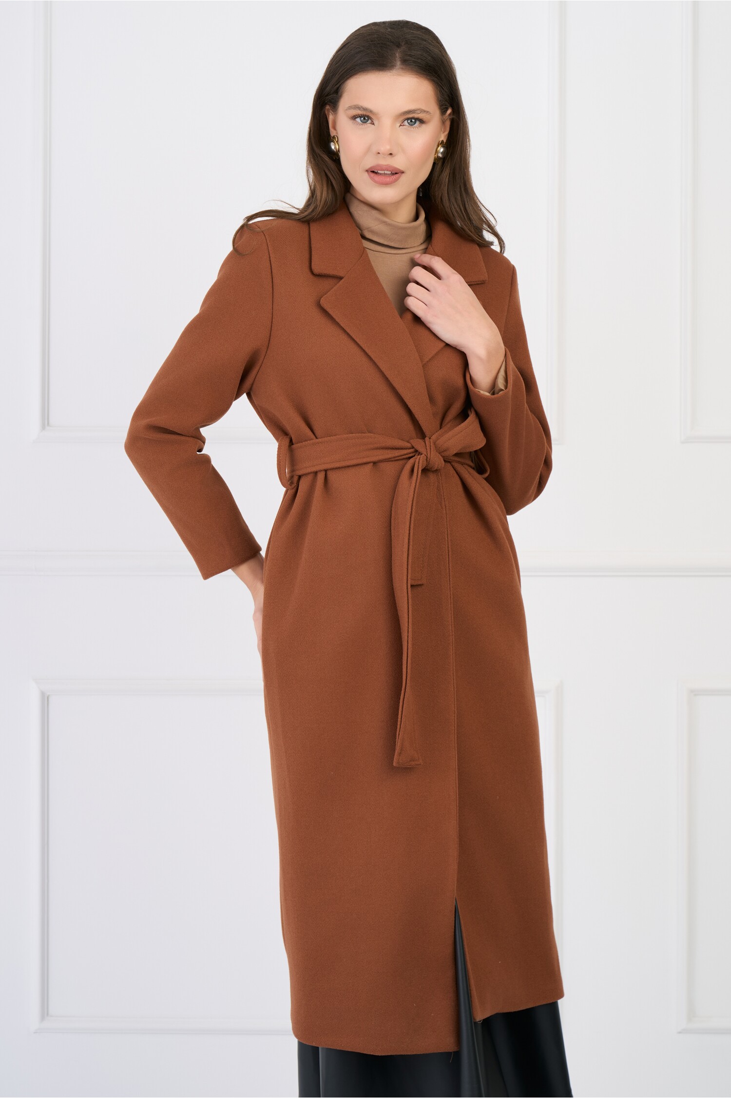 palton-lung-elegant-din-stofa-maro-cu-buzunare-si-cordon-in-talie-1336616-1083083-4