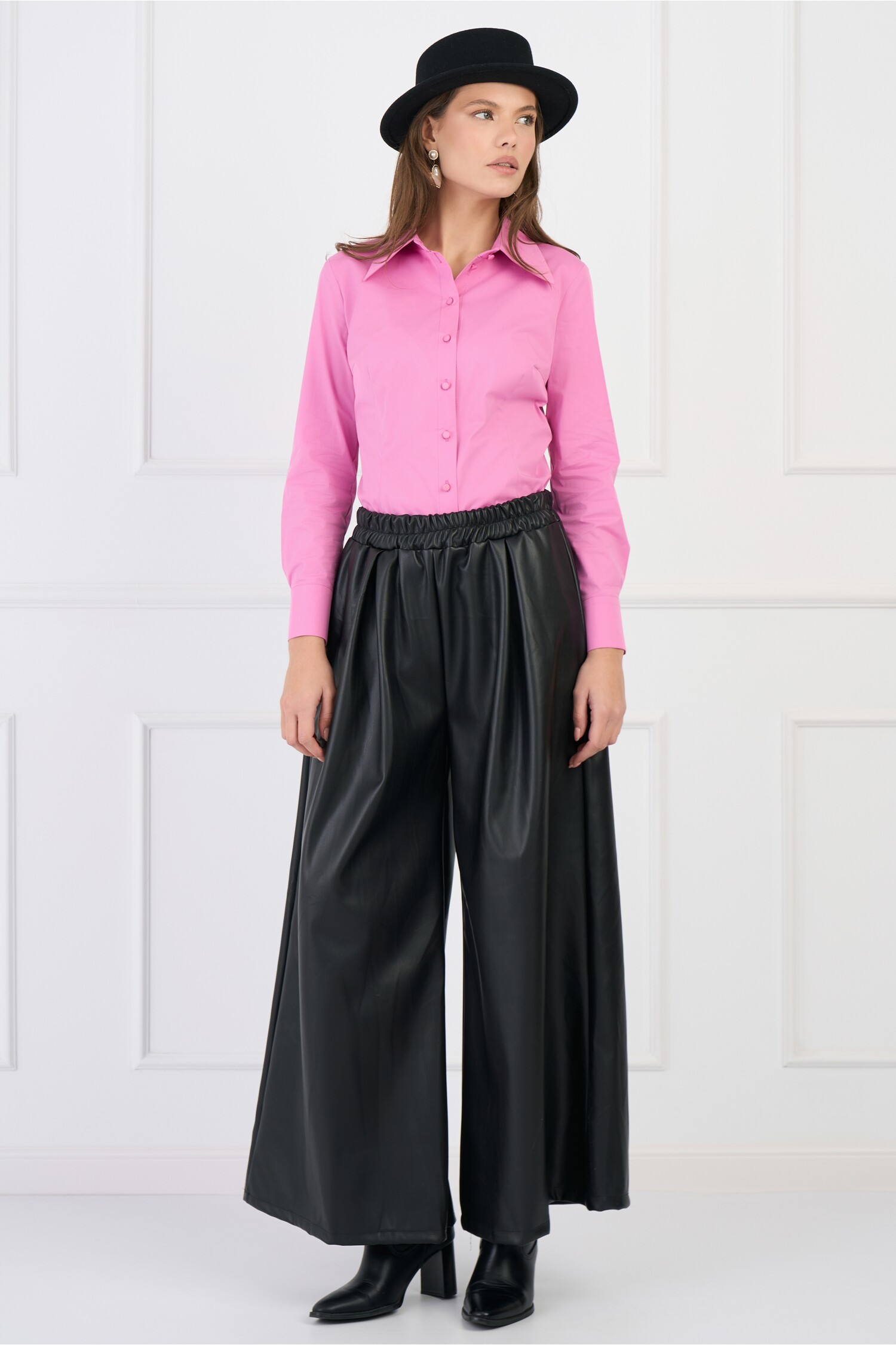 pantaloni-casual-din-piele-ecologica-negri-evazati-1336571-1082276-4