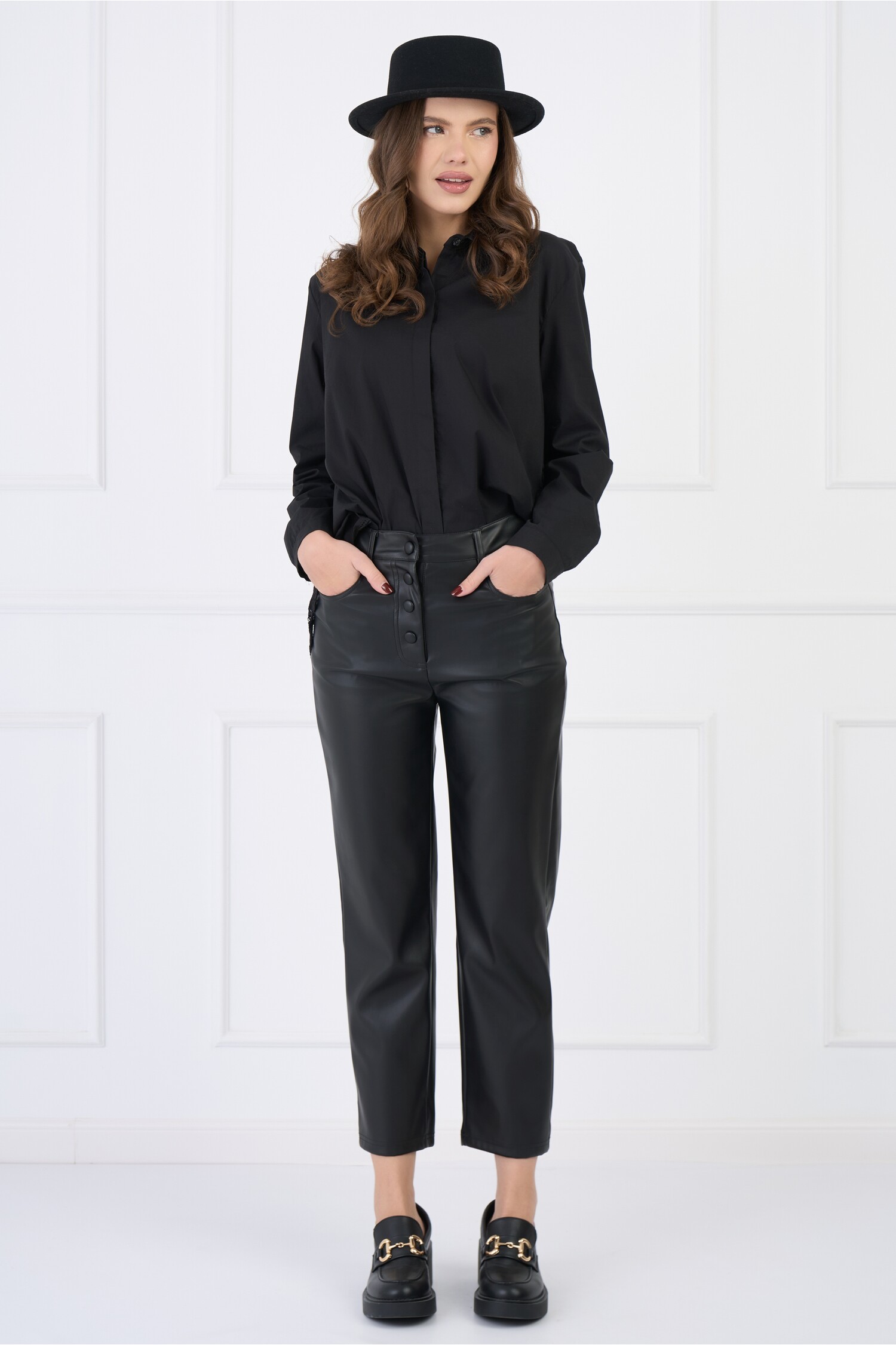 pantaloni-negri-din-piele-ecologica-cu-nasturi-1330529-1079717-4