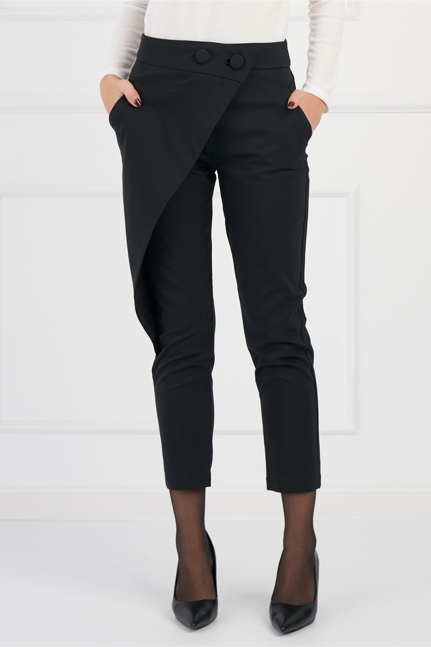 pantaloni-vanessa-negri-cu-aplicatie-petrecuta-1327943-1075124-4