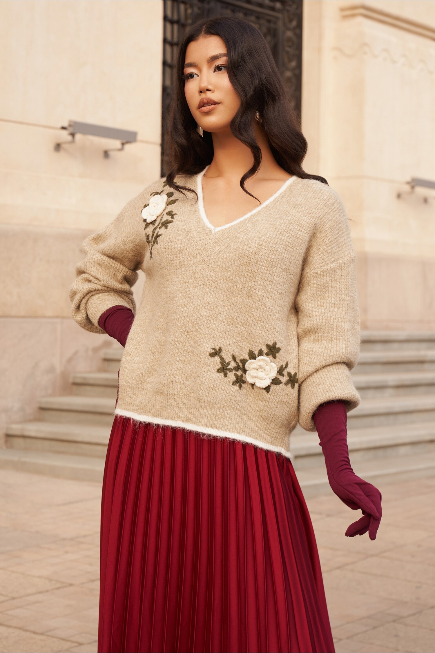 pulover-marcy-bej-cu-broderie-si-flori-3d-1330781-1079009-4