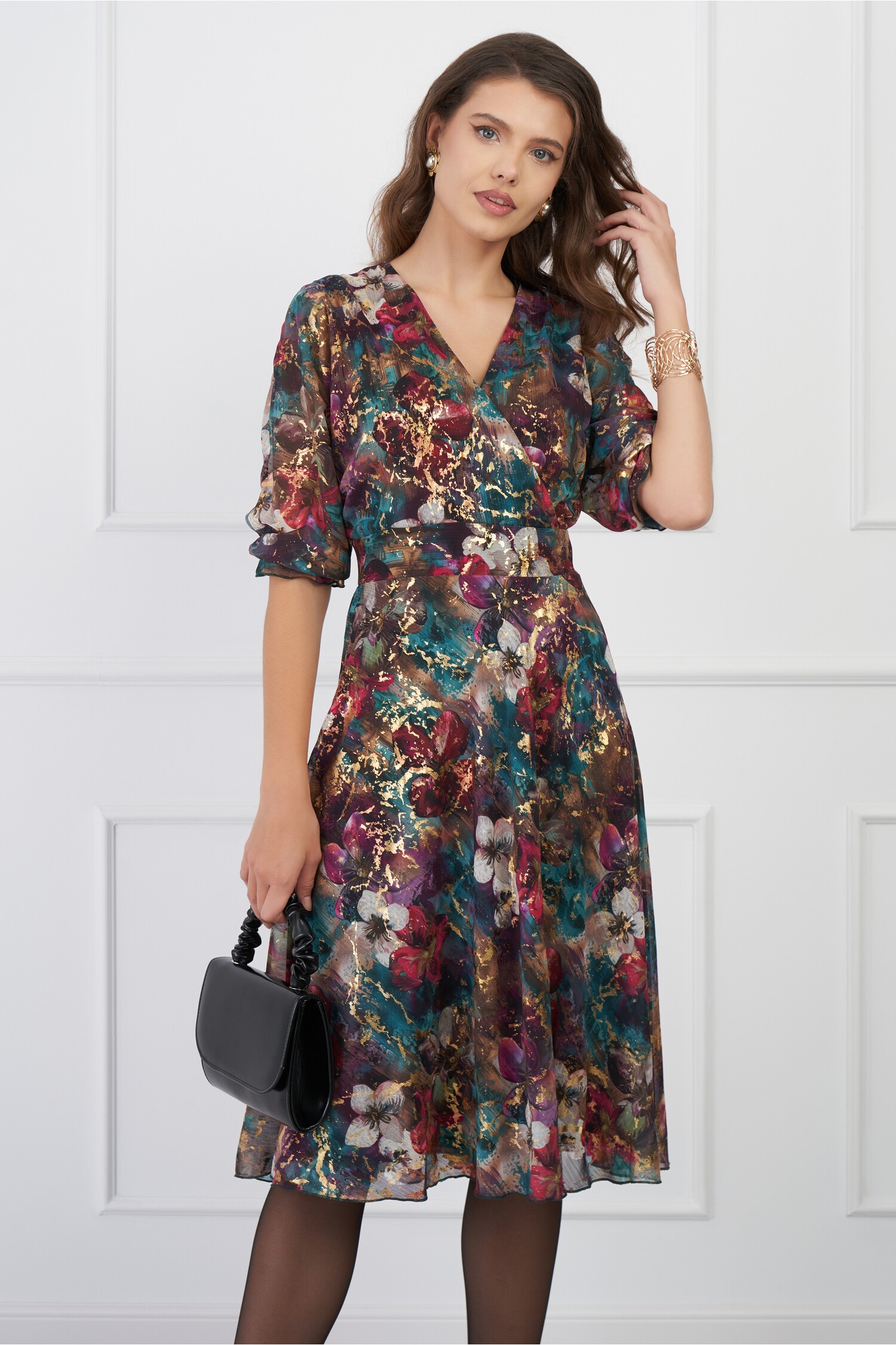 rochie-alexandra-magenta-din-voal-cu-imprimeuri-aurii-si-verzi-1323362-1071677-4