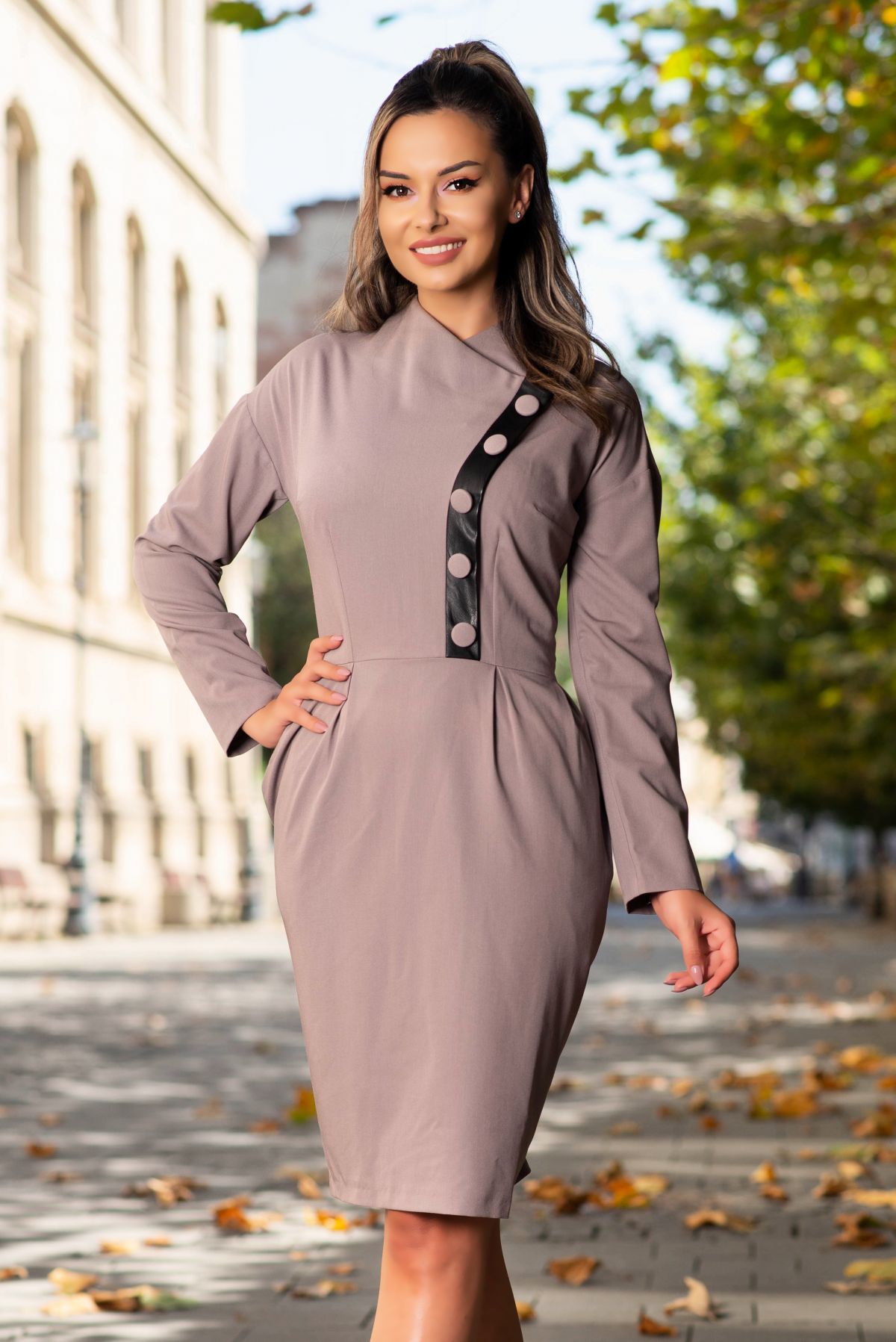 rochie-dama-midi-cappucino-cu-nasturi-imbracati-48114