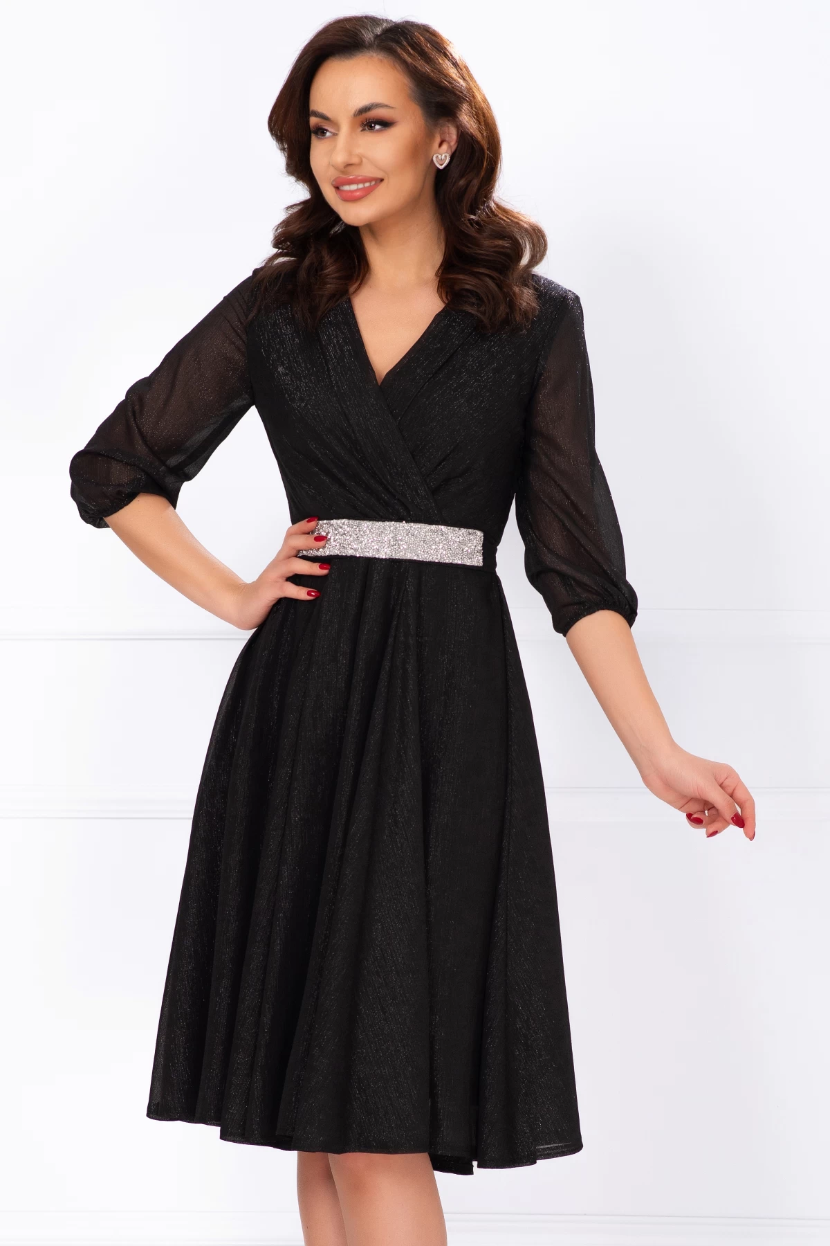 rochie-de-ocazie-in-clos-neagra-cu-cordon-stralucitor-in-talie_82495
