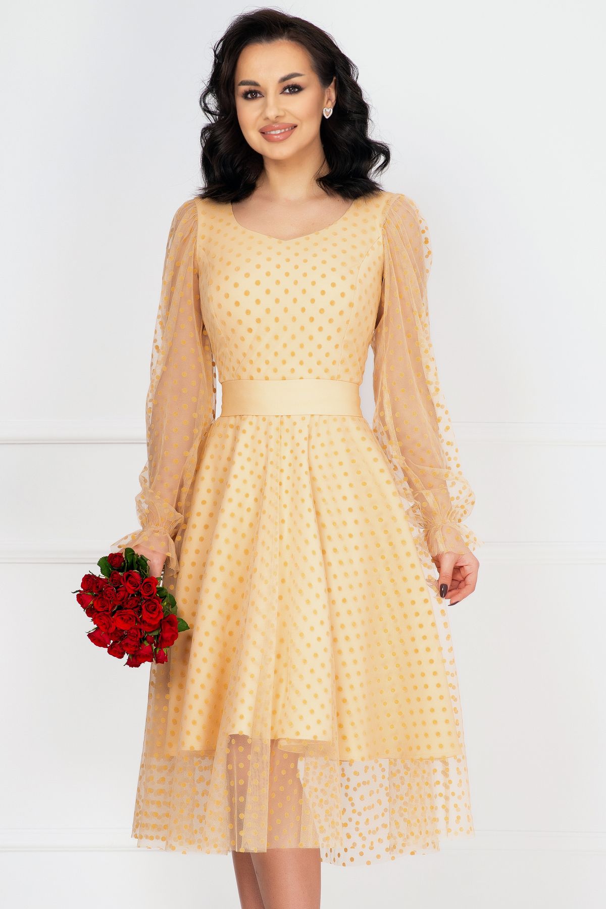 rochie-de-ocazie-inpuff-crem-acoperita-de-tulle-cu-buline_73357