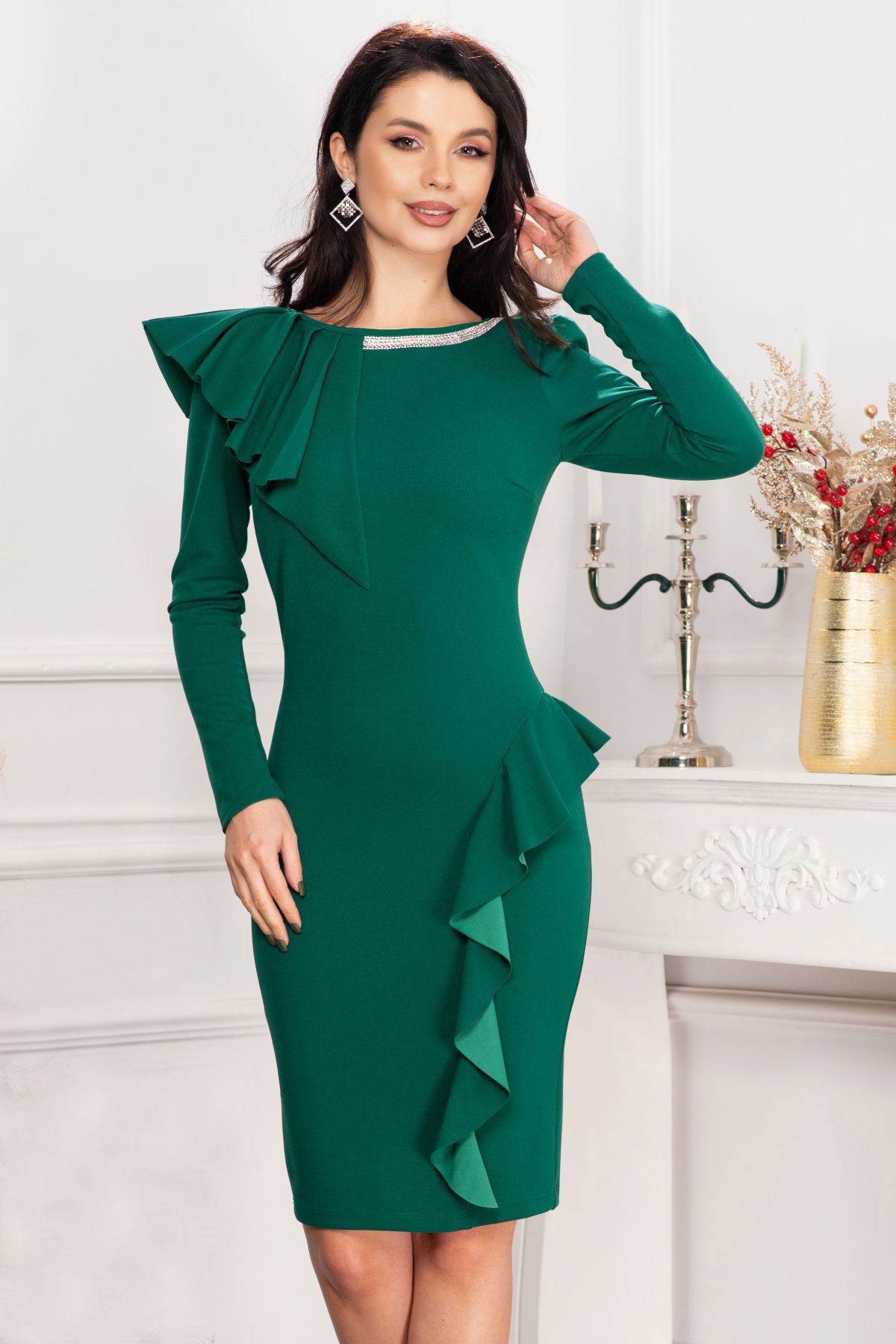 rochie-de-ocazie-mariel-verde-cu-volane-si-banda-din-strassuri_72259