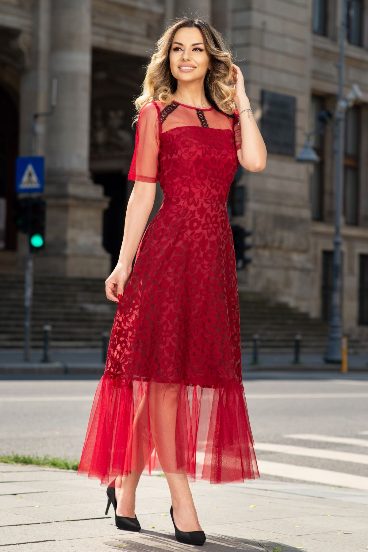 rochie-de-ocazie-moze-bordo-din-tull-si-broderie-aplicata-manual-59446