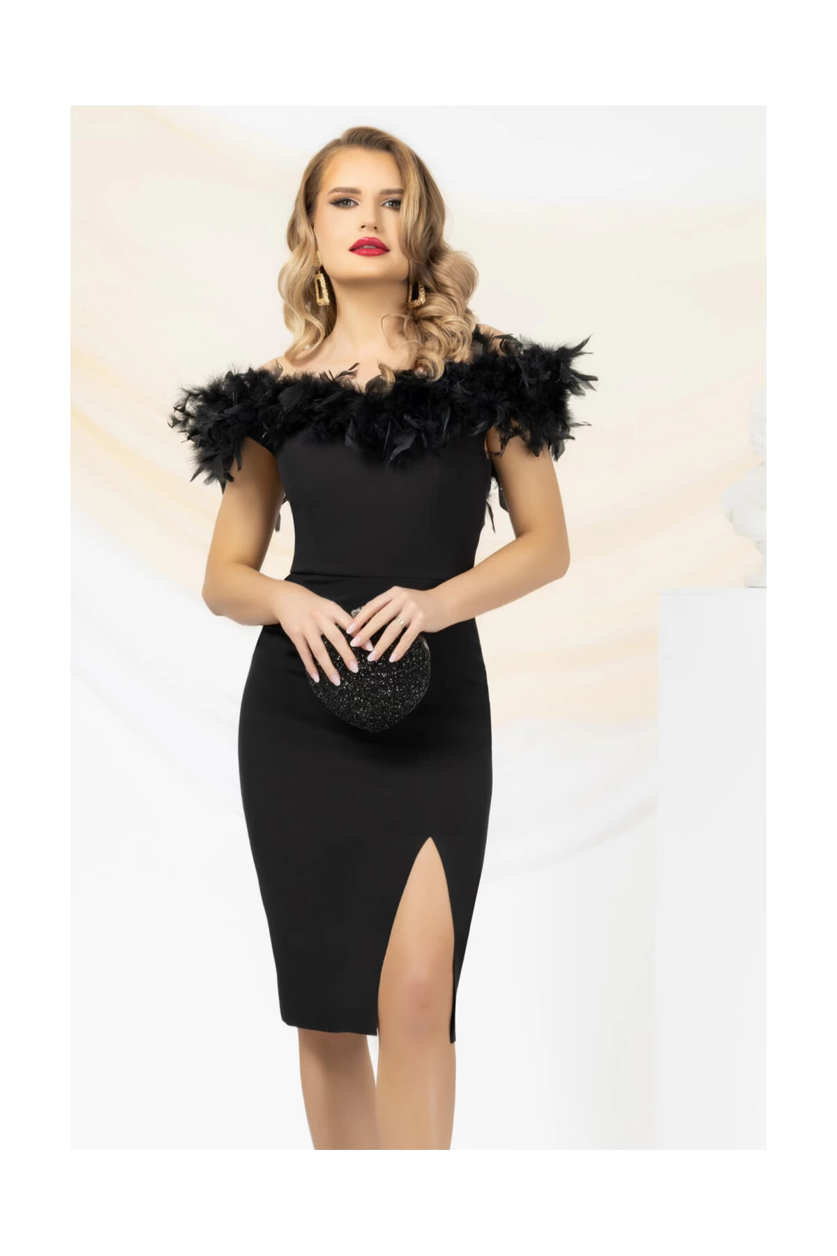 rochie-de-ocazie-pretty-girl-neagra-cu-pene_77698