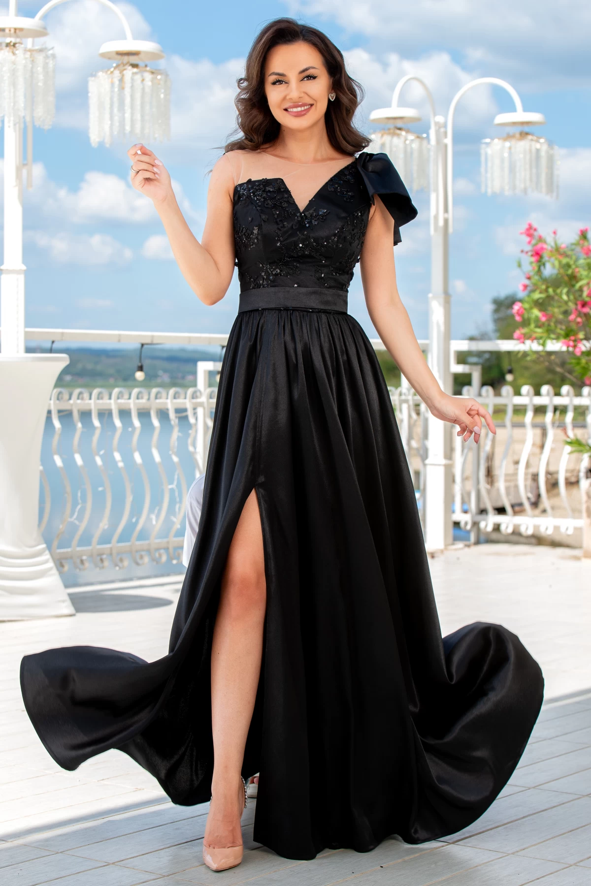 rochie-de-seara-neagra-eleganta-lunga-ellis-cu-funda-pe-umar_85202