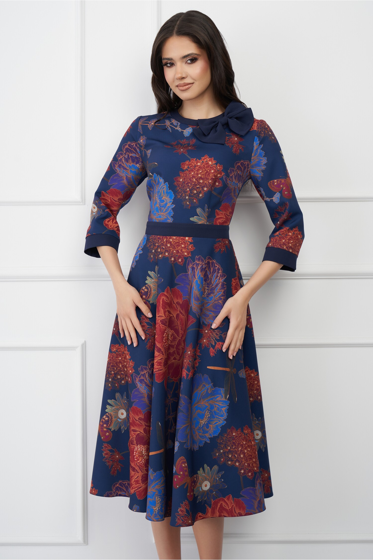 rochie-dy-fashion-bleumarin-cu-imprimeu-floral-rosu-si-funda-la-decolteu-1326899-1072967-4