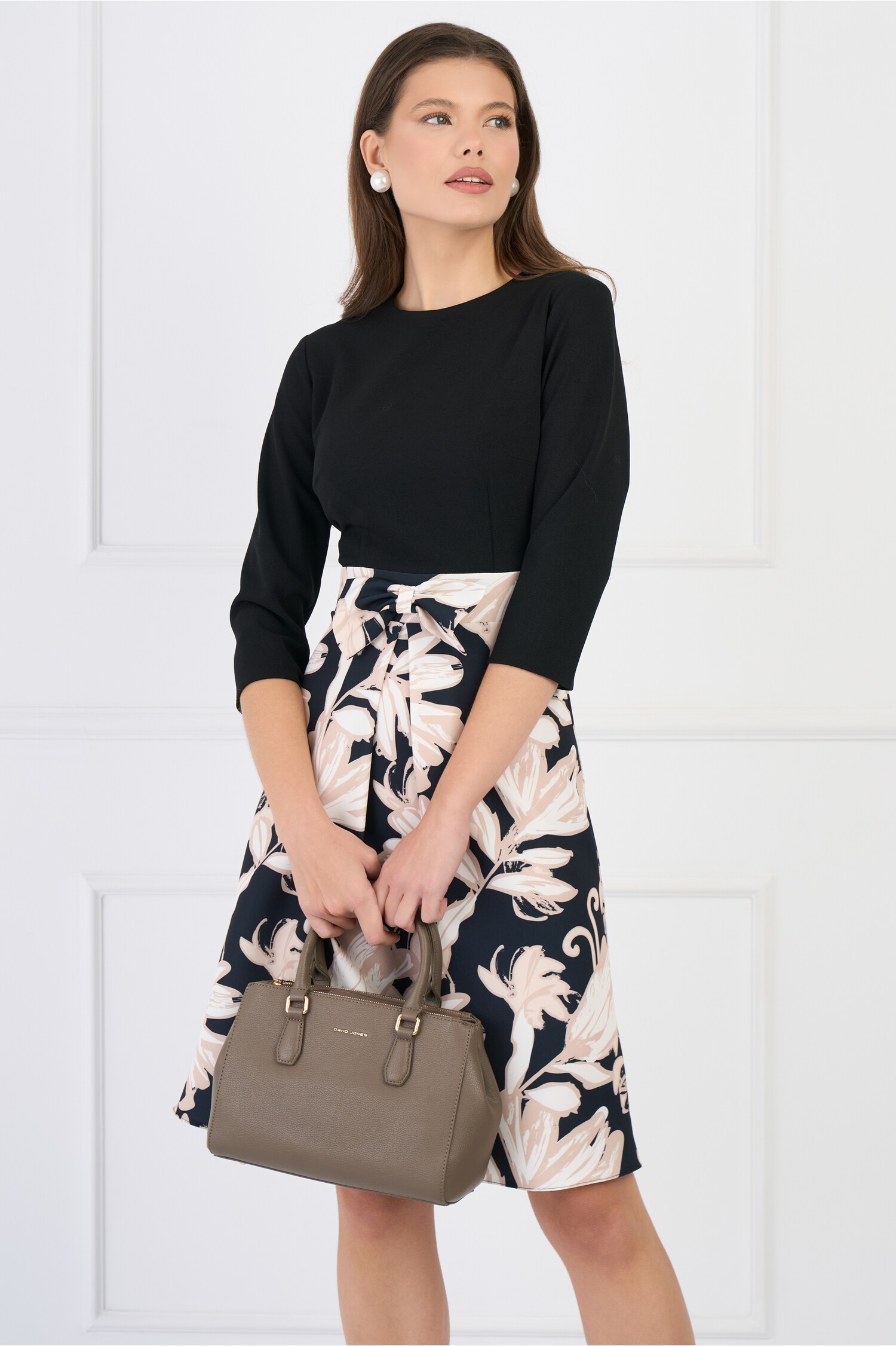 rochie-dy-fashion-office-cu-bust-din-crep-uni-si-fusta-cu-print-negru-bej-1337102-1081970-4